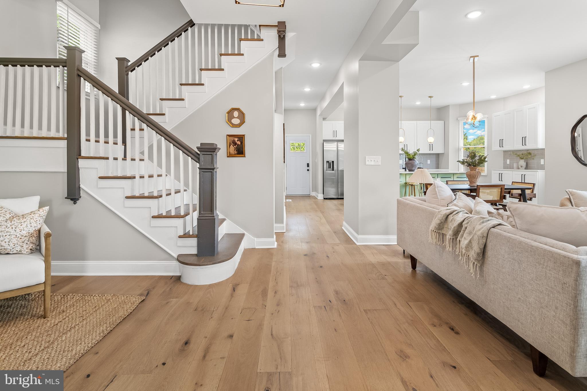 MOUNT WASHINGTON - Residential