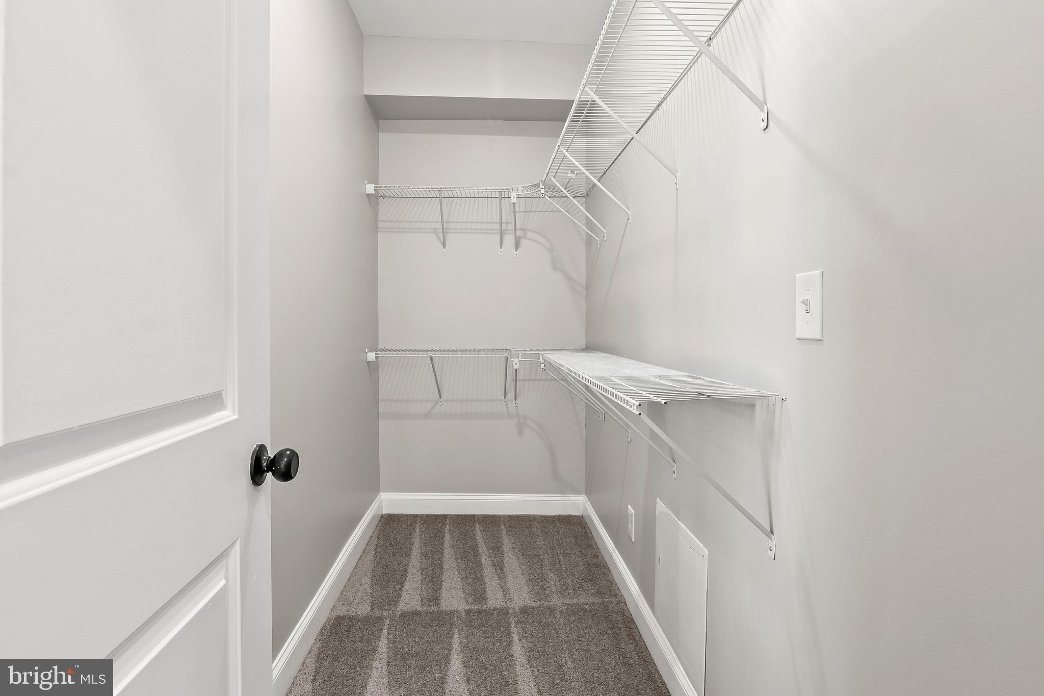 MOUNT WASHINGTON - Residential