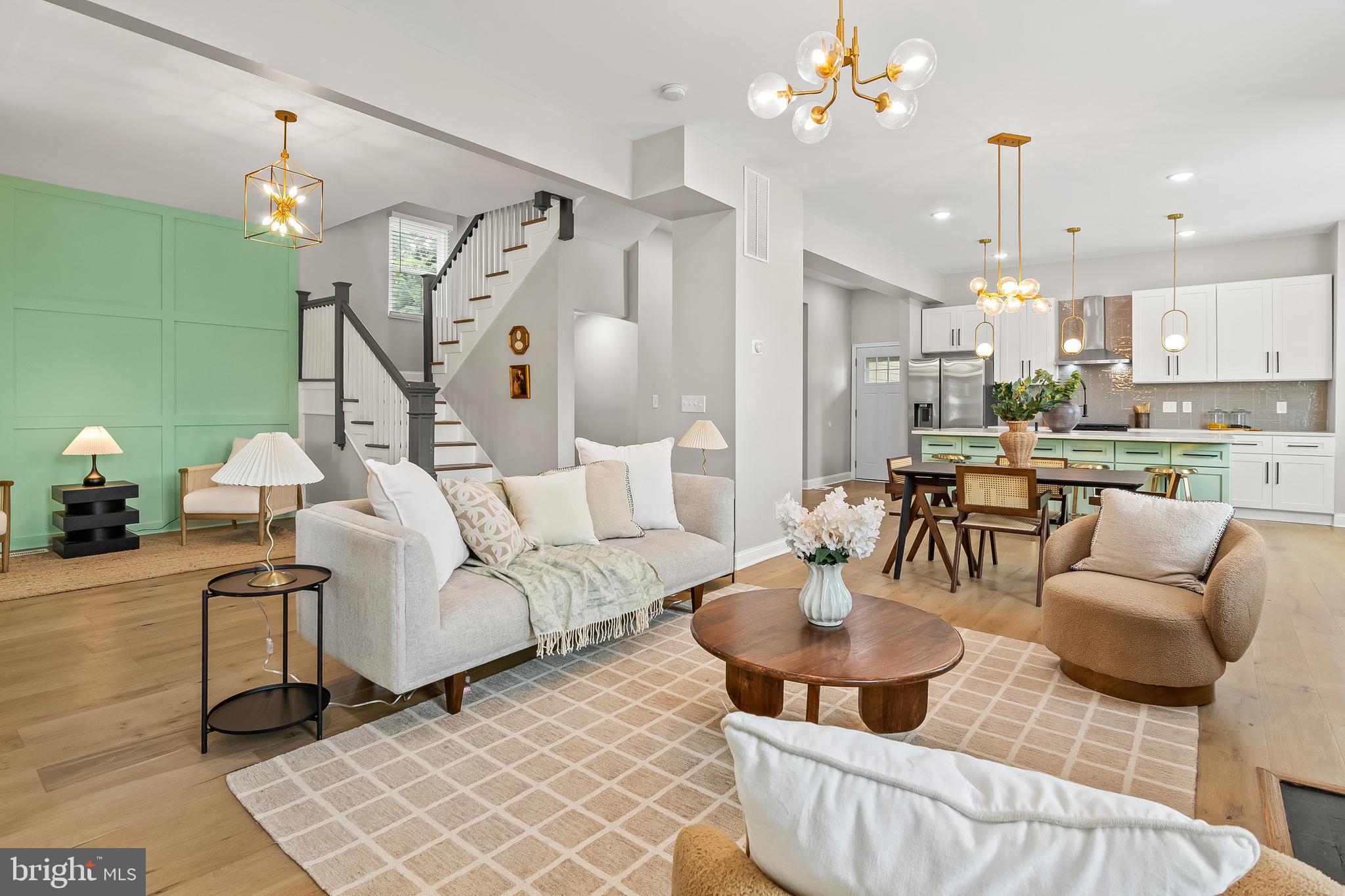 MOUNT WASHINGTON - Residential