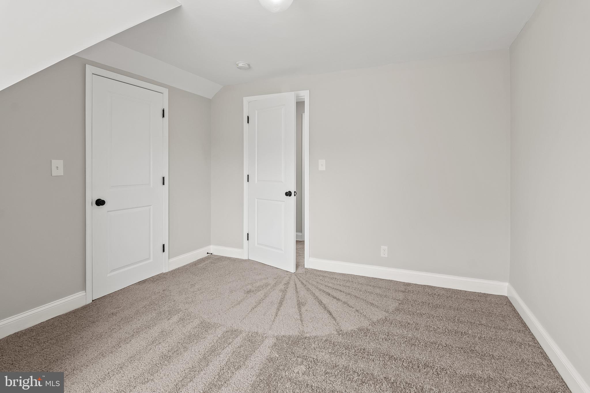 MOUNT WASHINGTON - Residential