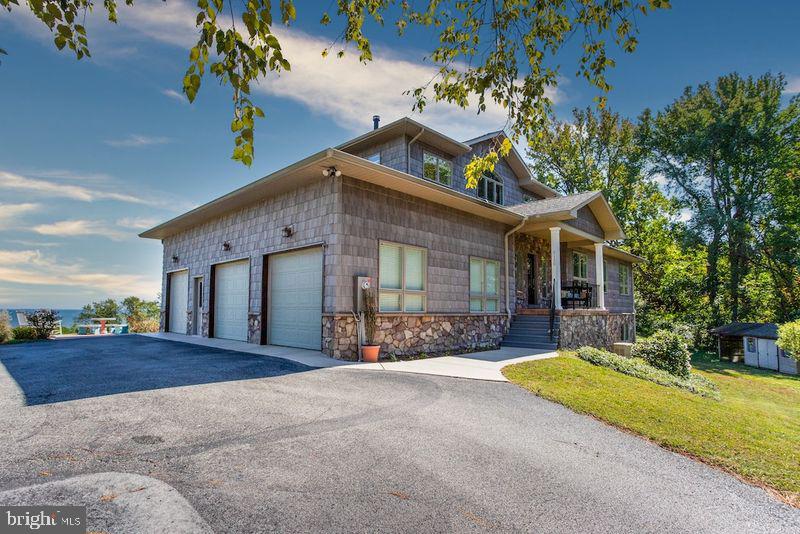 BAYVIEW MANOR ESTATES - Residential