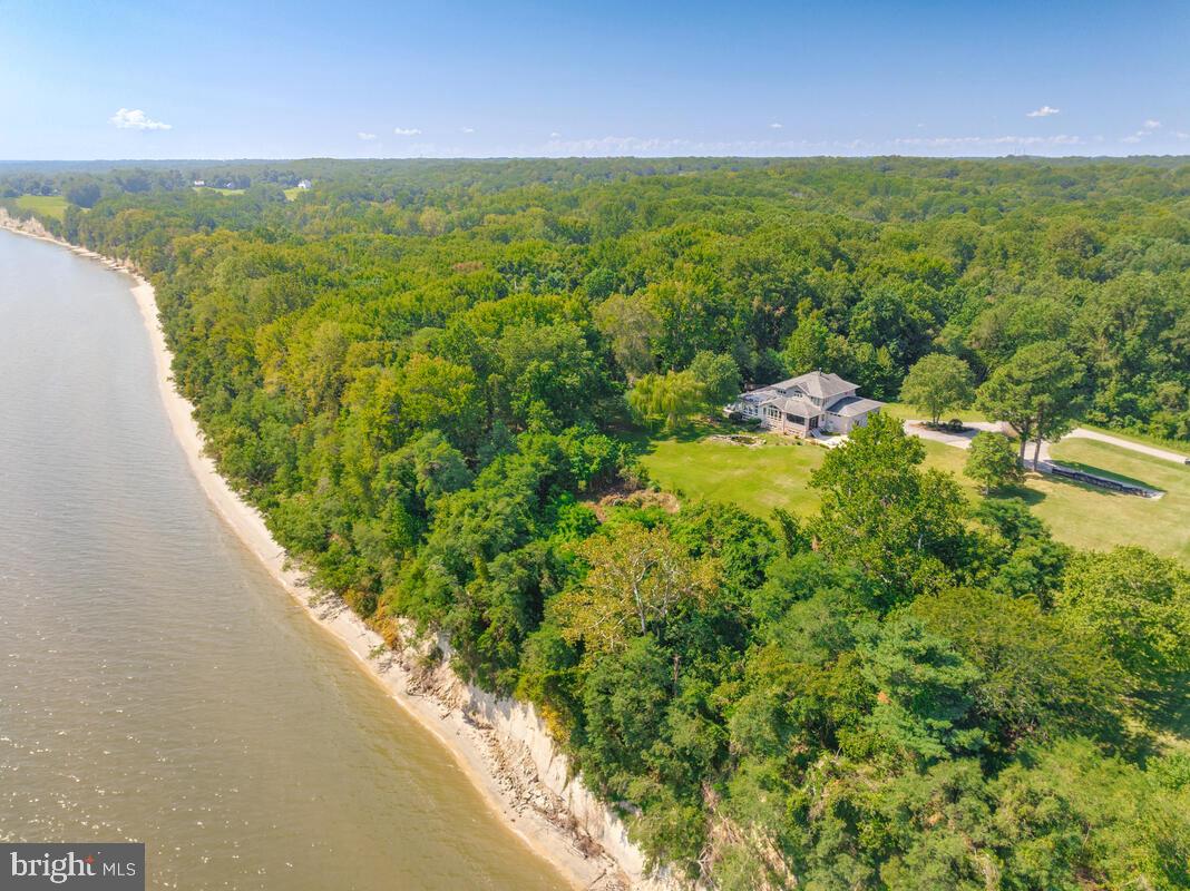 BAYVIEW MANOR ESTATES - Residential