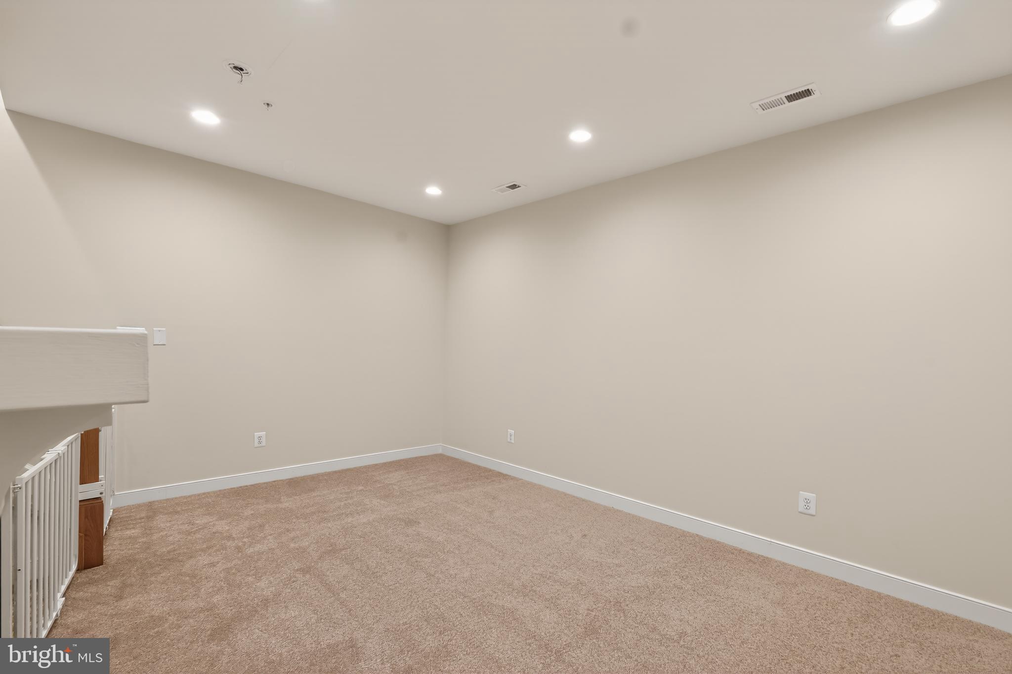 FOREST GLEN PARK - Residential