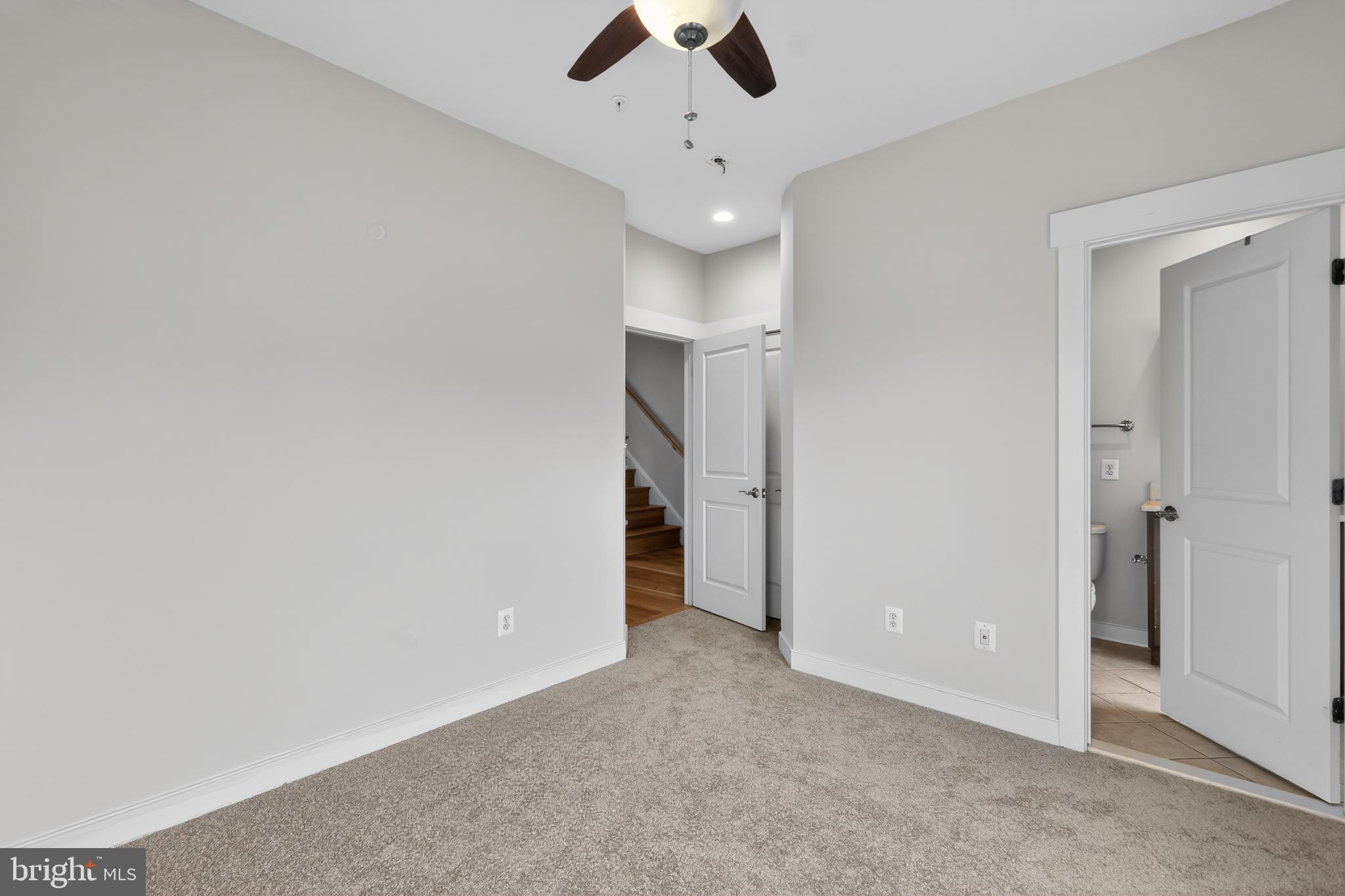FOREST GLEN PARK - Residential