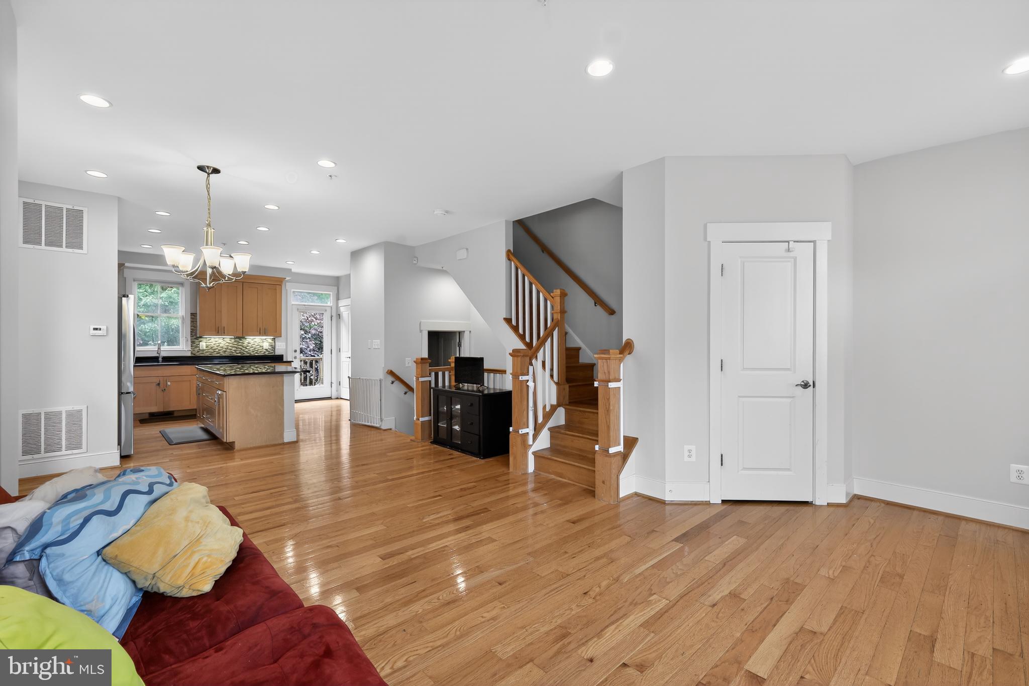 FOREST GLEN PARK - Residential