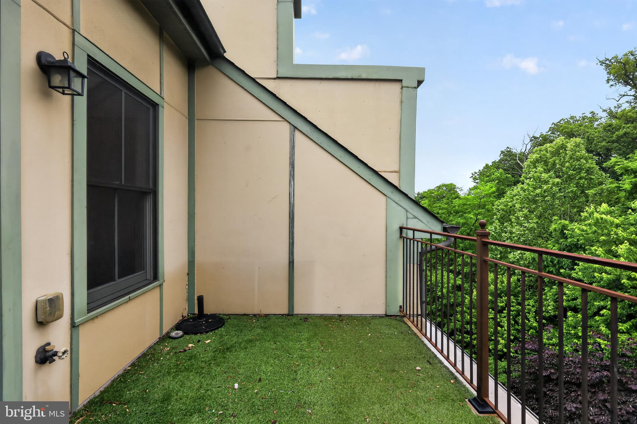 FOREST GLEN PARK - Residential