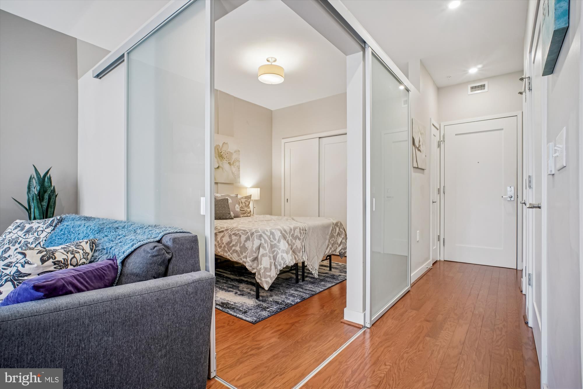 DOWNTOWN SILVER SPRING - Residential