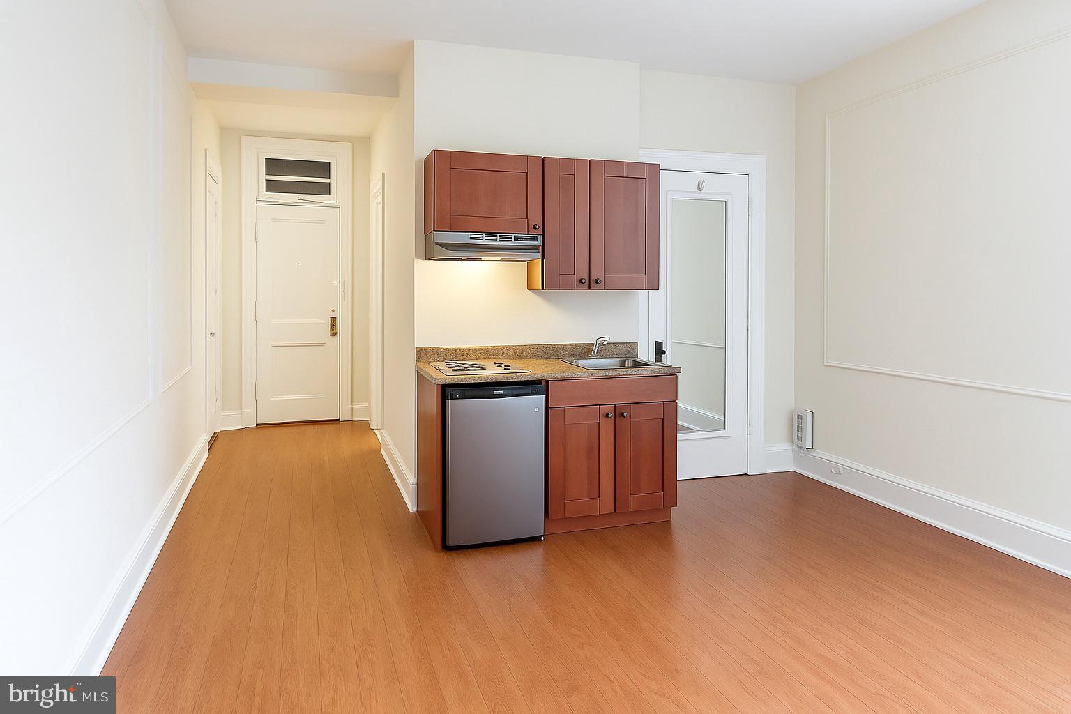SOCIETY HILL - Residential