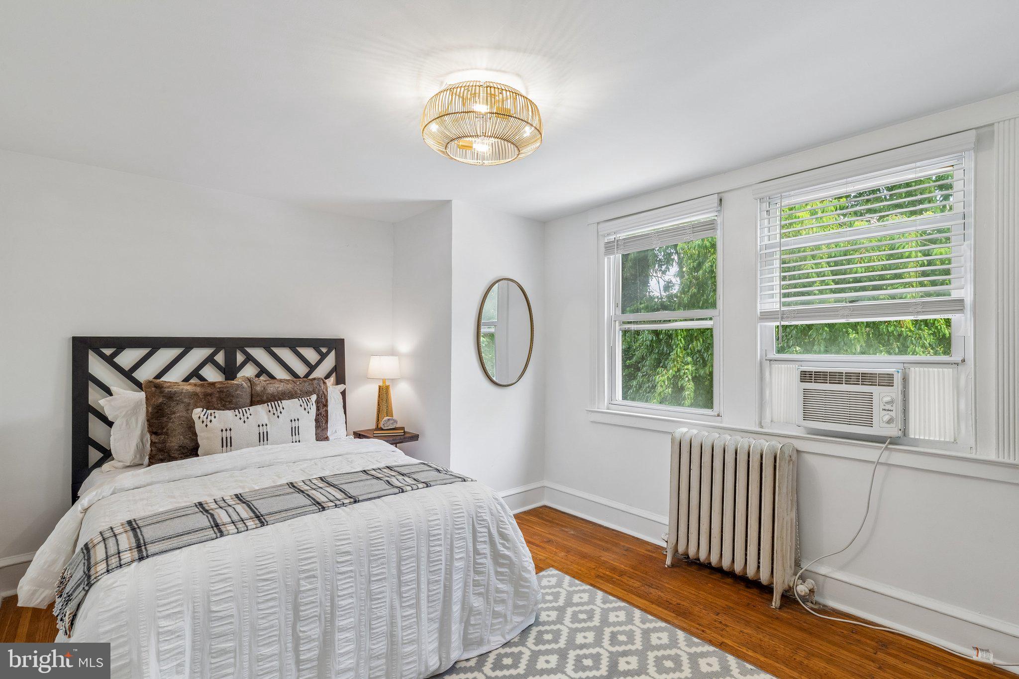 EAST FALLS - Residential