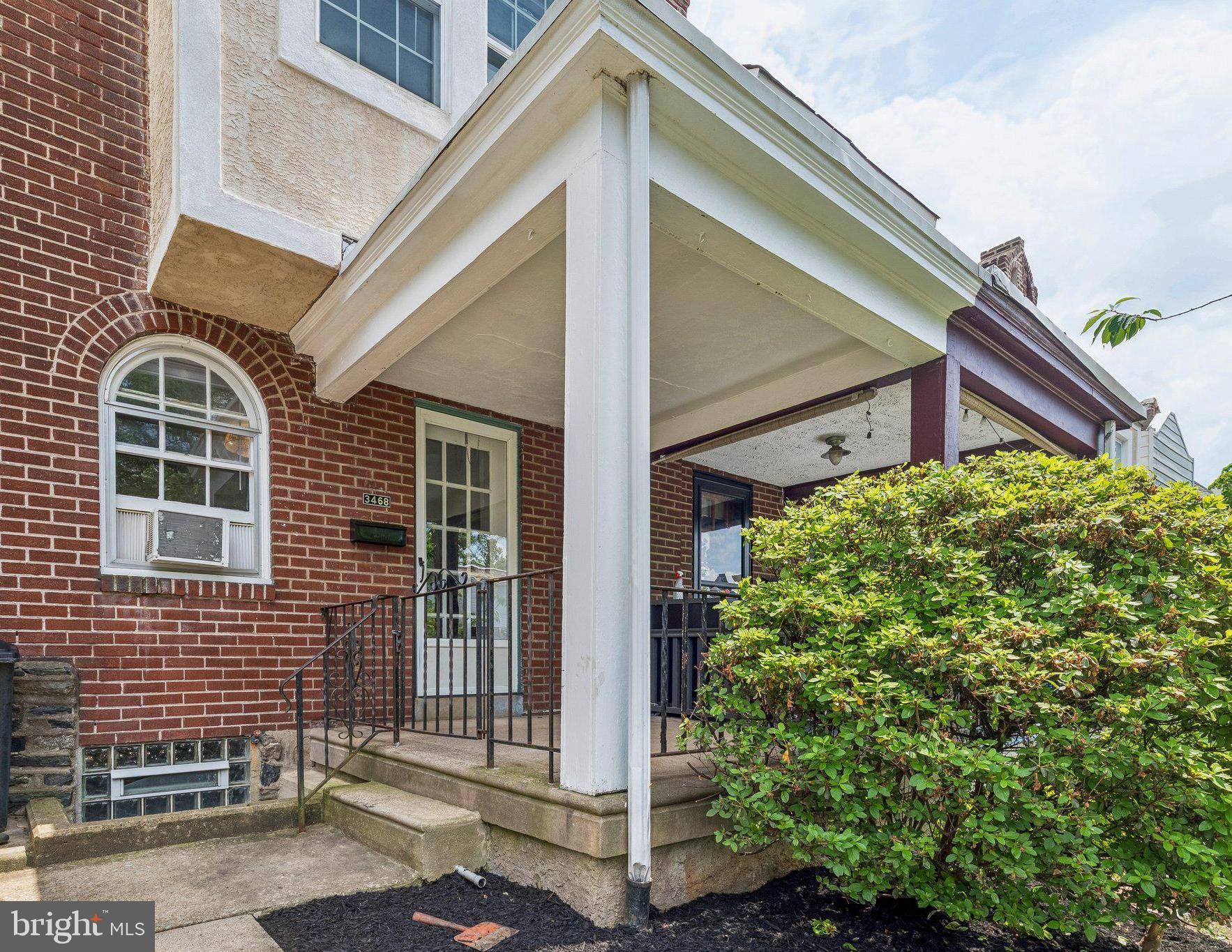 EAST FALLS - Residential