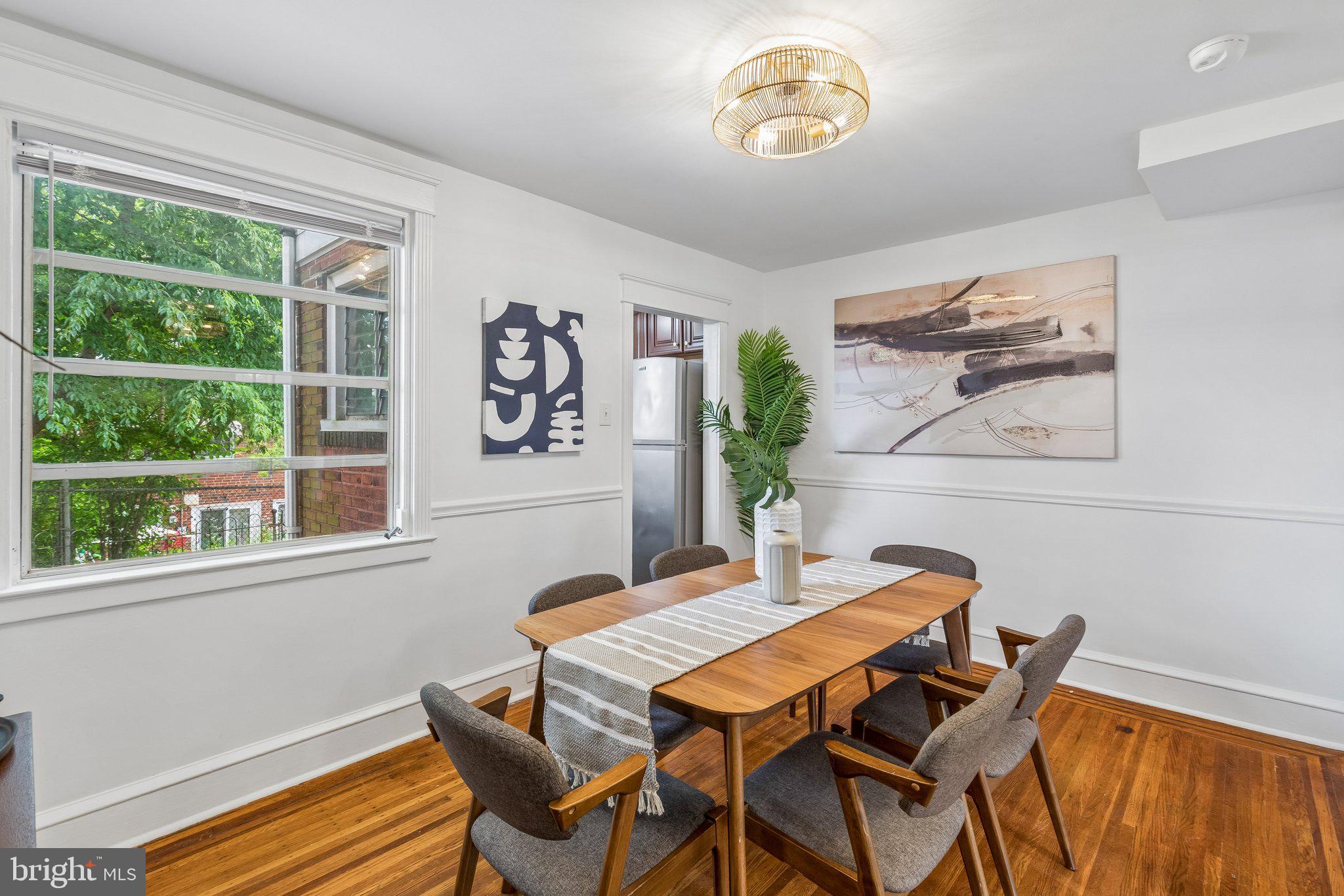 EAST FALLS - Residential