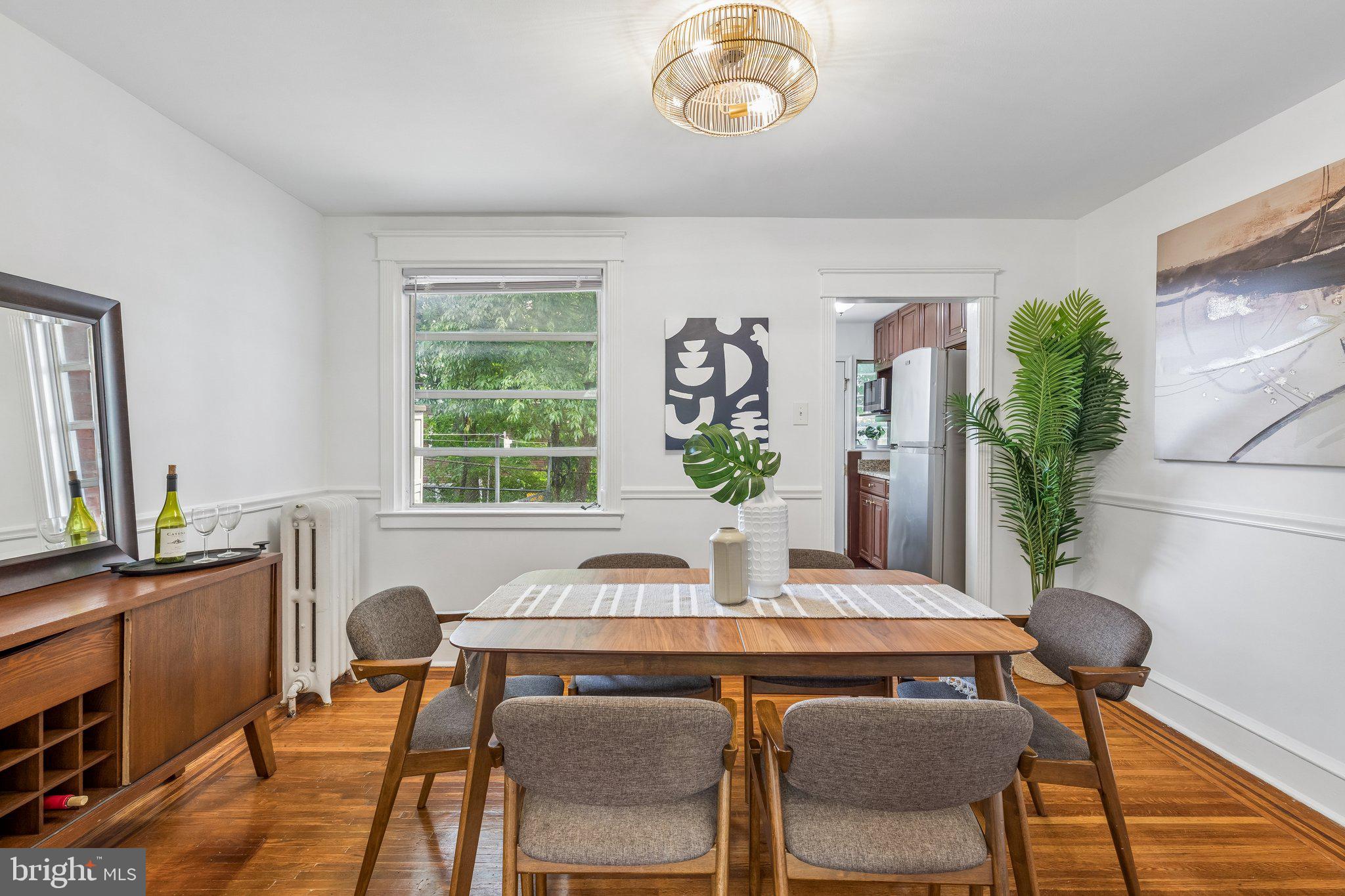 EAST FALLS - Residential