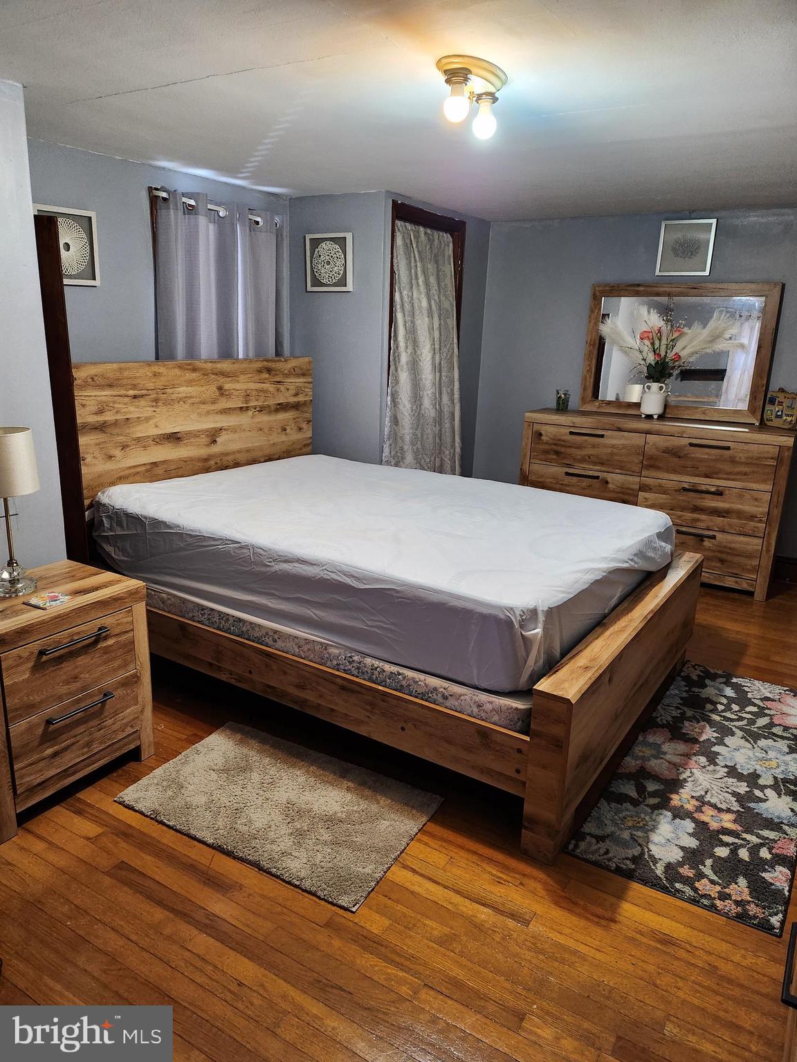 HOMEWOOD - Residential