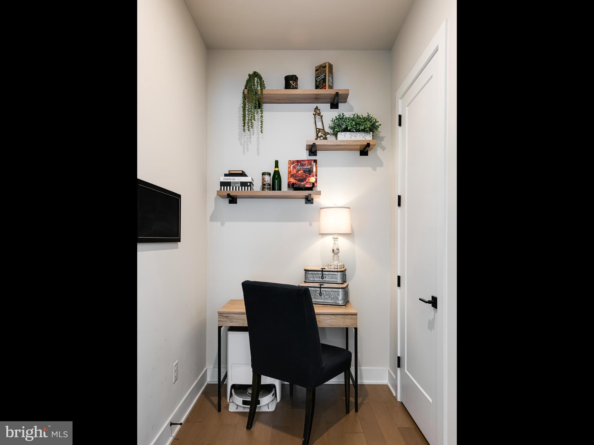 RESERVE AT CENTER SQUARE - Residential