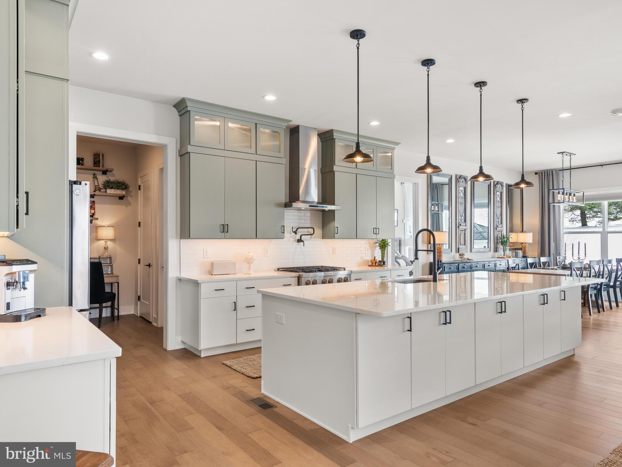 RESERVE AT CENTER SQUARE - Residential