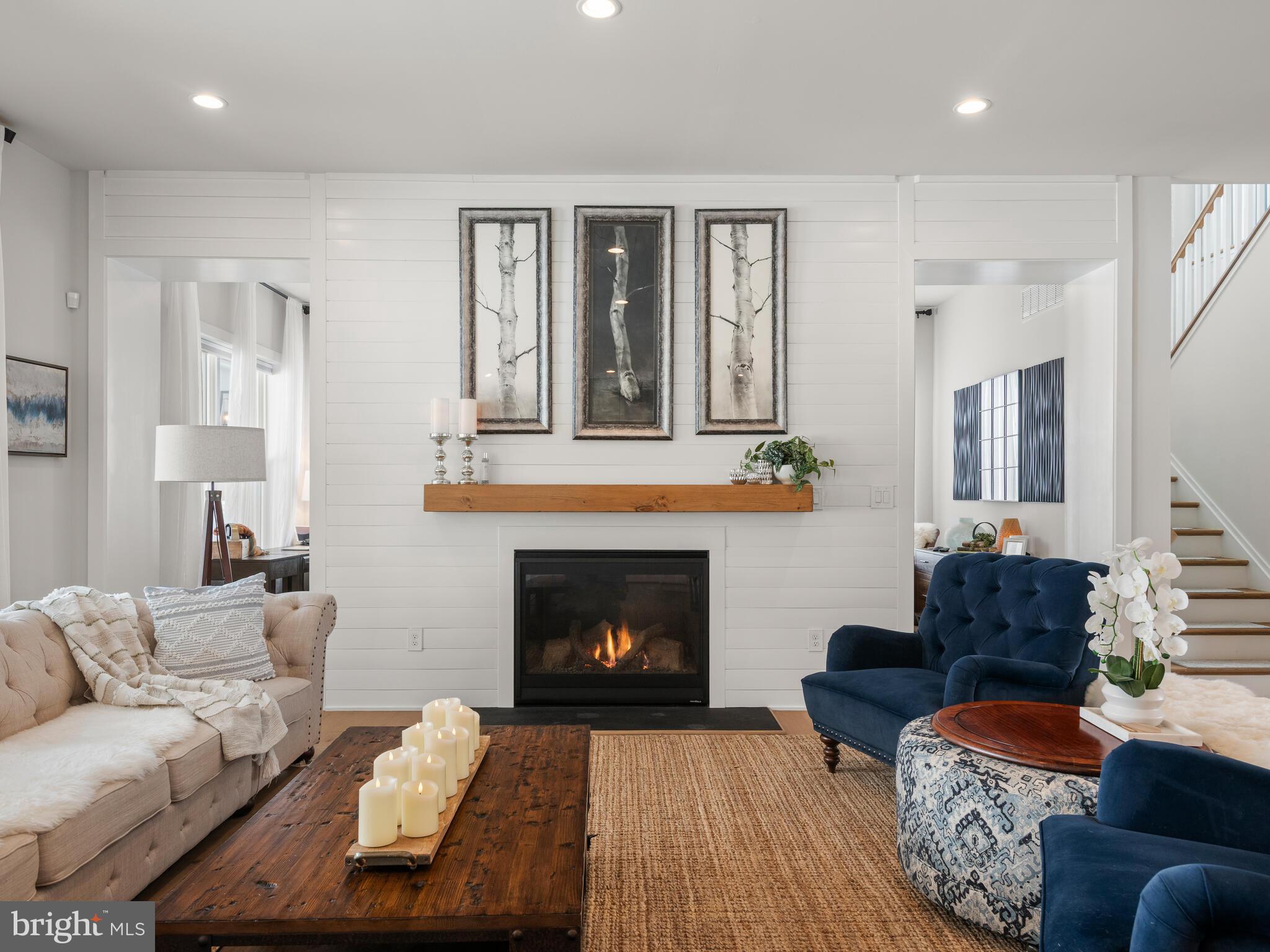 RESERVE AT CENTER SQUARE - Residential