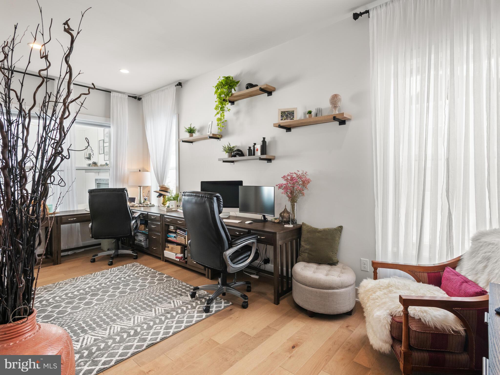 RESERVE AT CENTER SQUARE - Residential