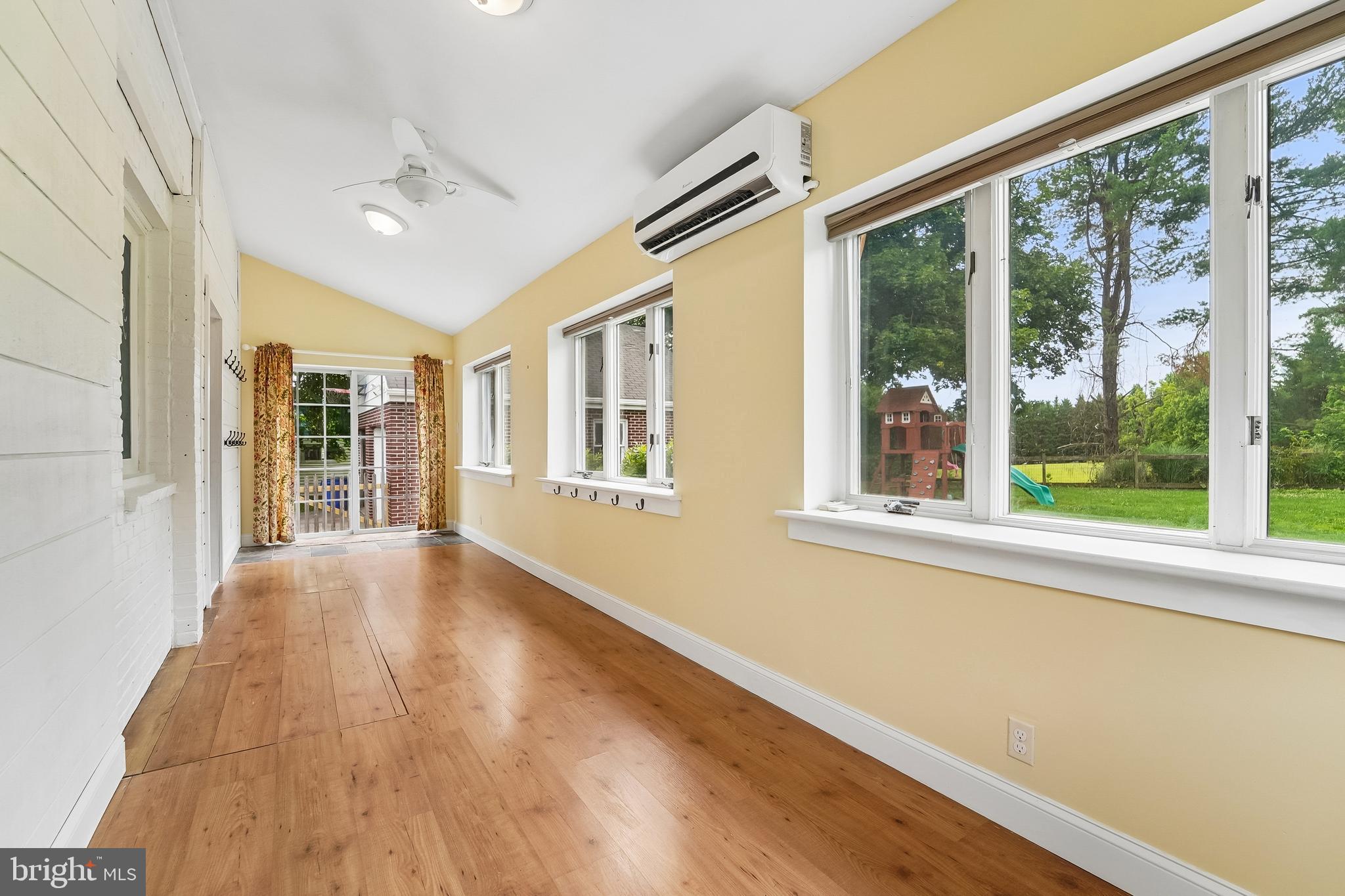 MONKTON - Residential