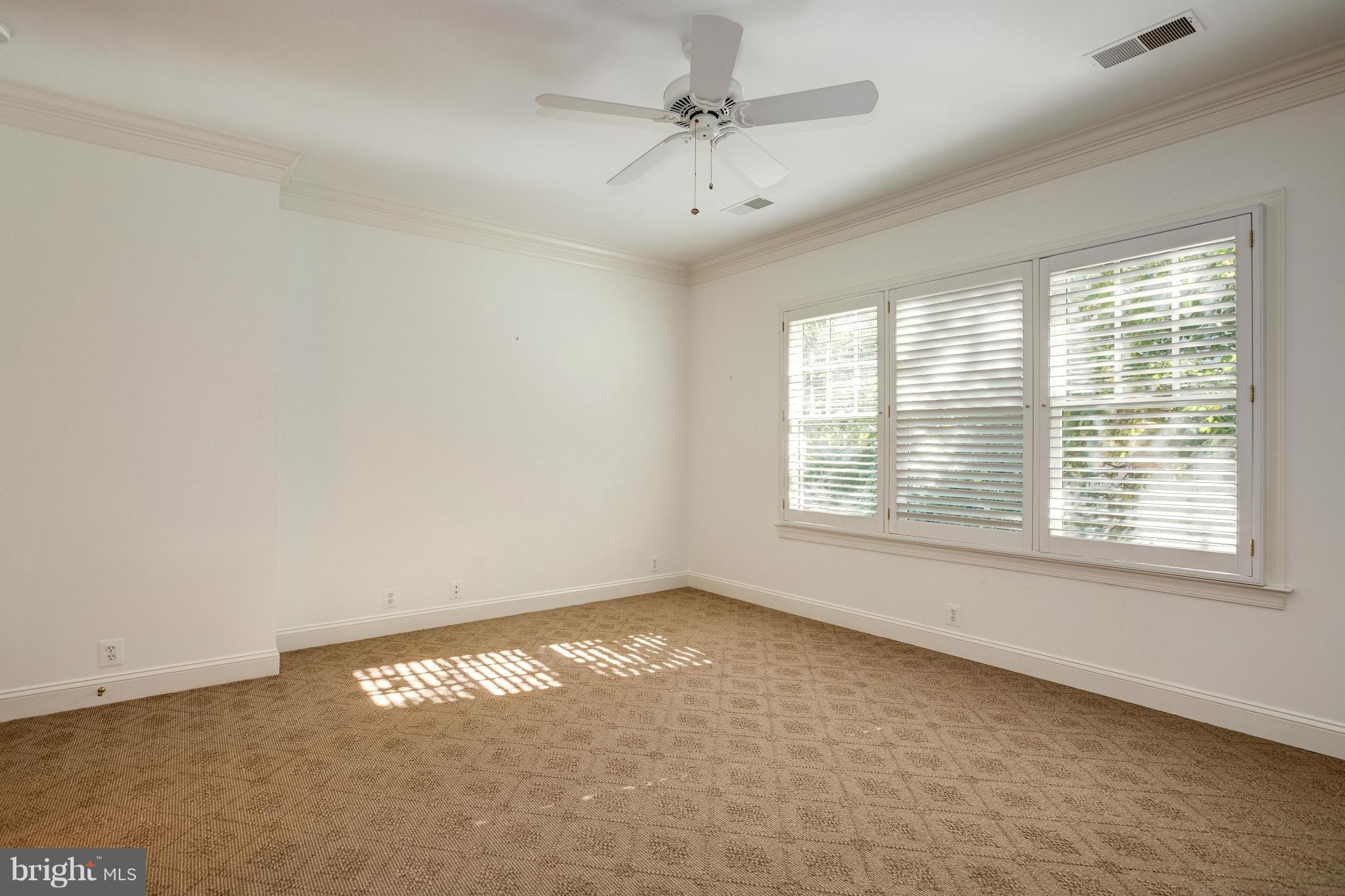 WOODMONT - Residential