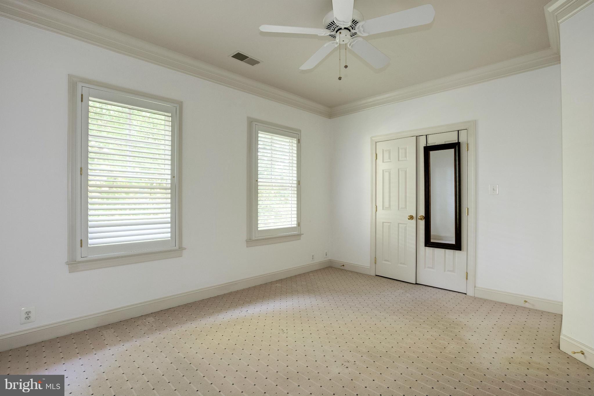 WOODMONT - Residential