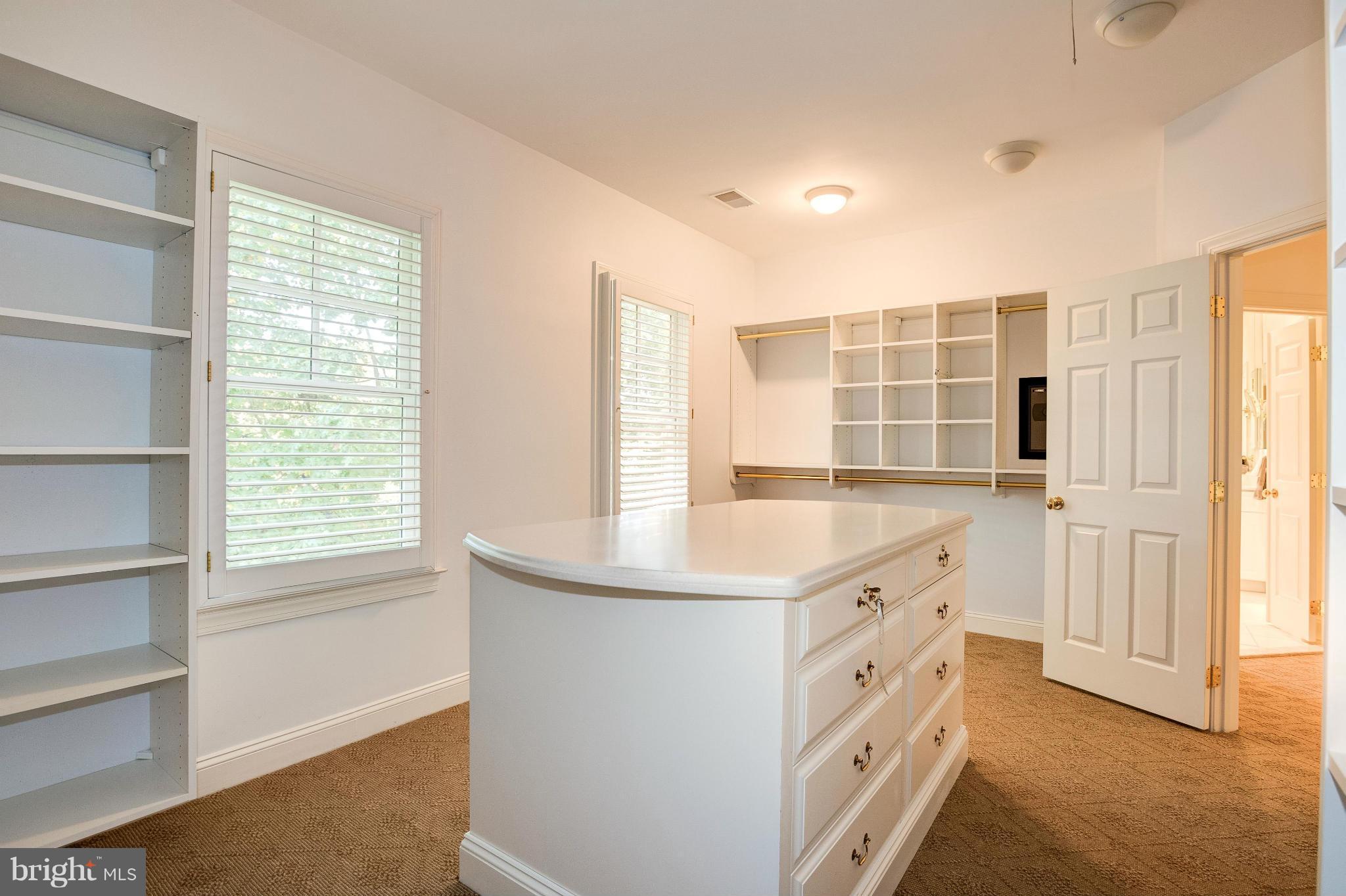 WOODMONT - Residential