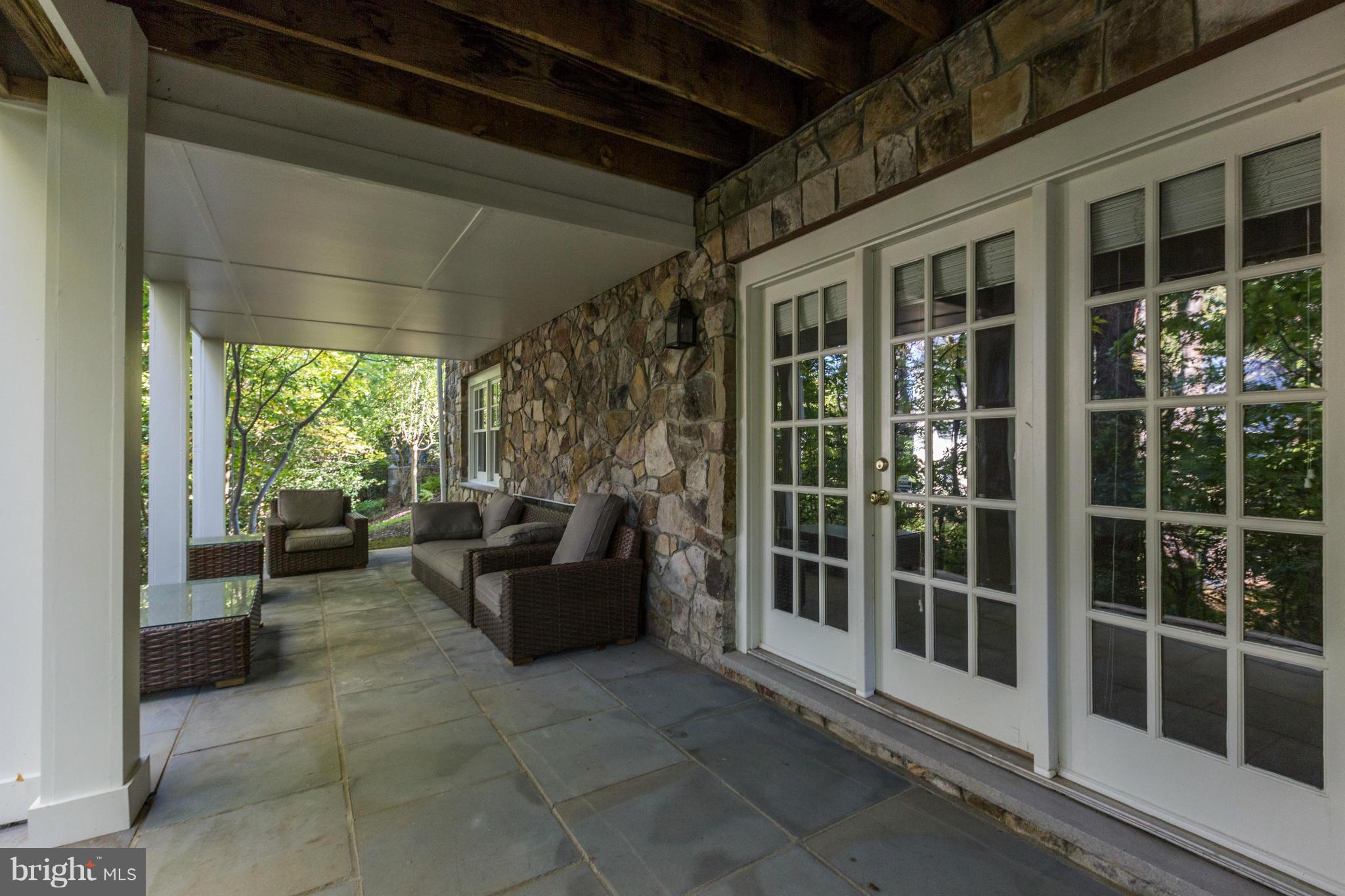 WOODMONT - Residential