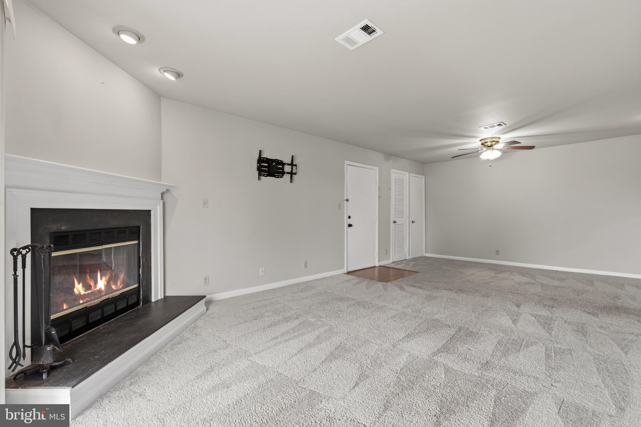 SUNNINGDALE MEADOWS - Residential