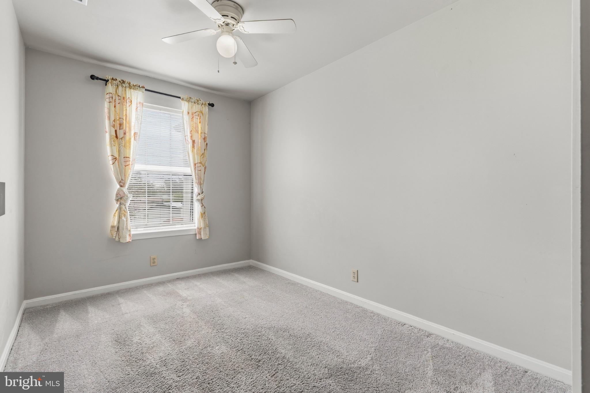 SUNNINGDALE MEADOWS - Residential