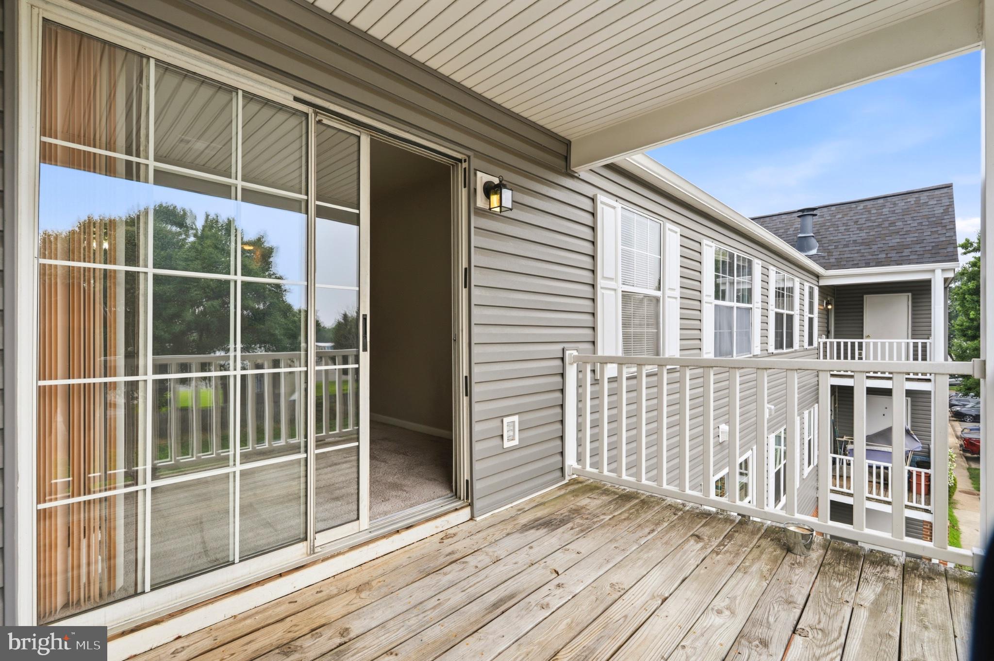 SUNNINGDALE MEADOWS - Residential