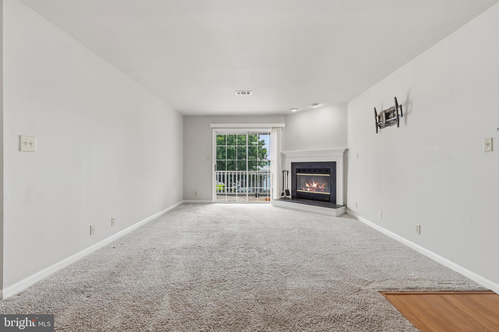 SUNNINGDALE MEADOWS - Residential
