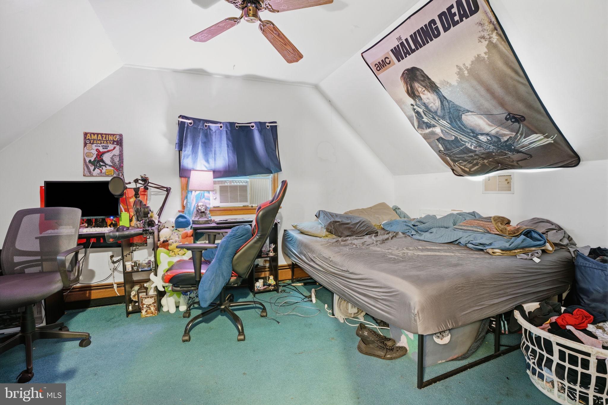 QUINCY HOLLOW - Residential