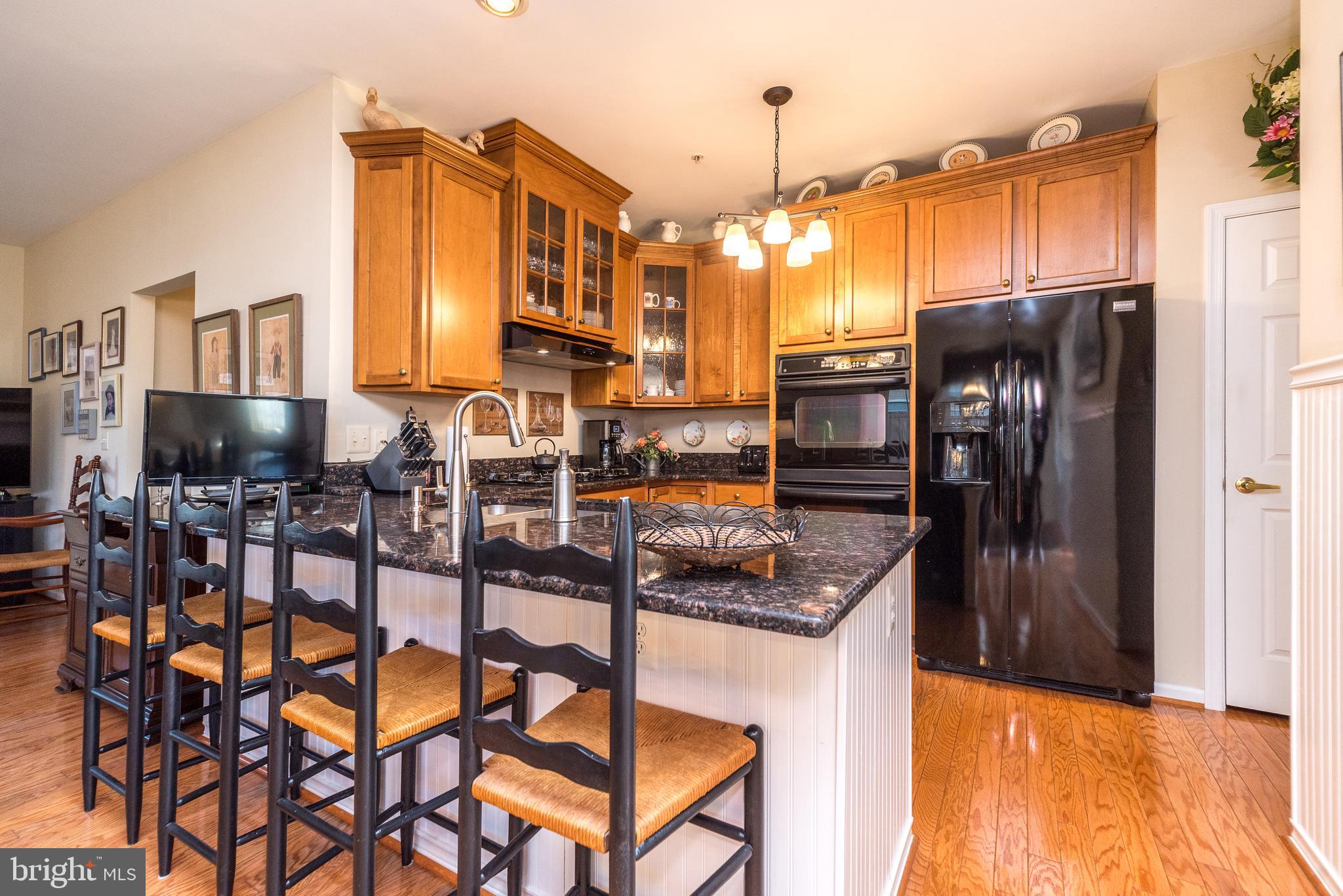 HERITAGE CR ESTS - Residential