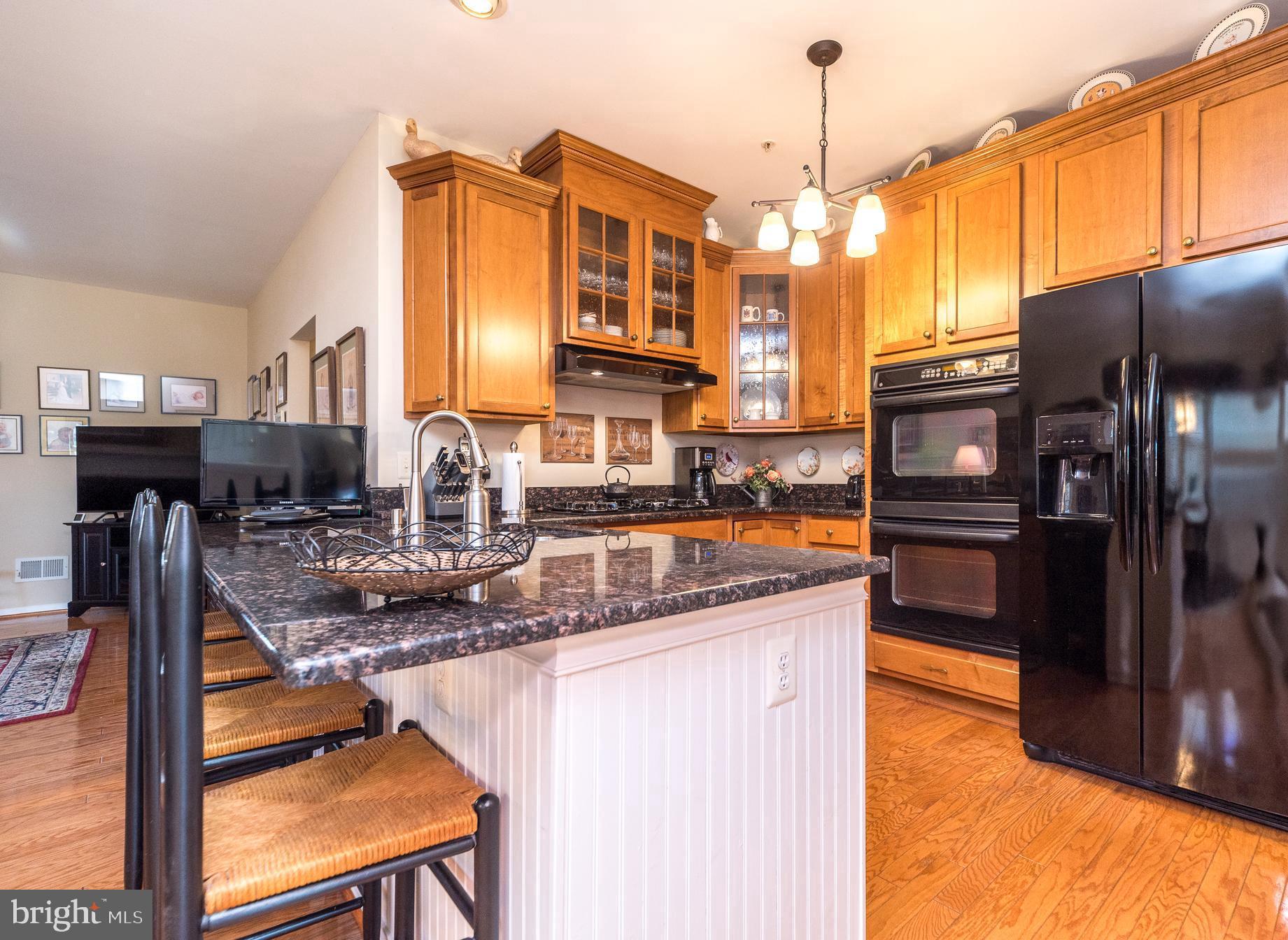 HERITAGE CR ESTS - Residential