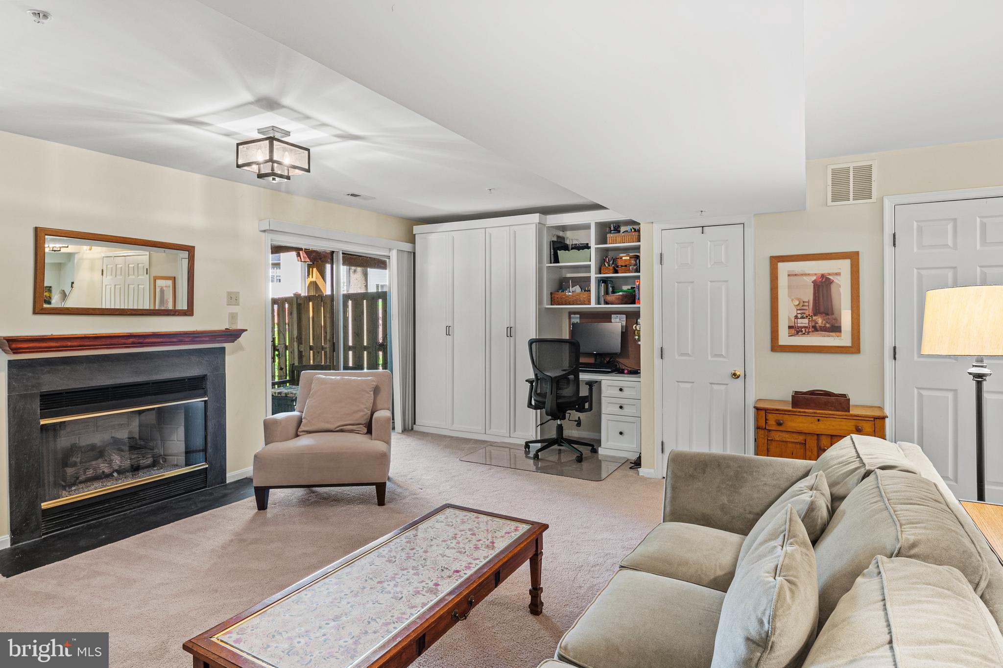 VILLAGE OF HICKORY RIDGE - Residential
