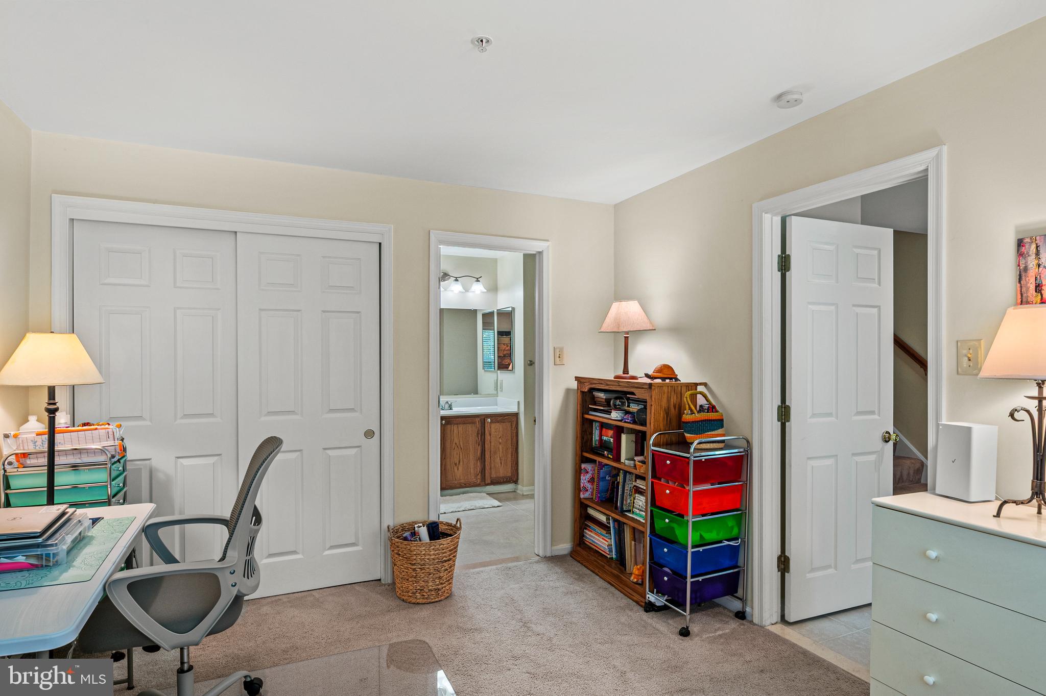 VILLAGE OF HICKORY RIDGE - Residential