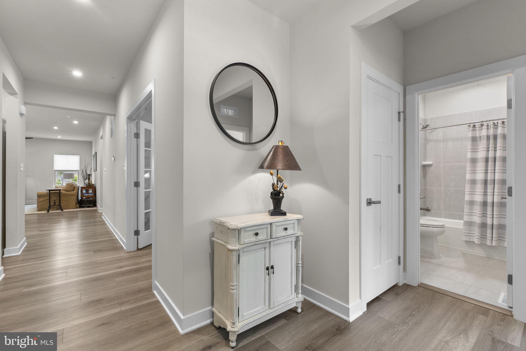 LAKE LINGANORE - Residential