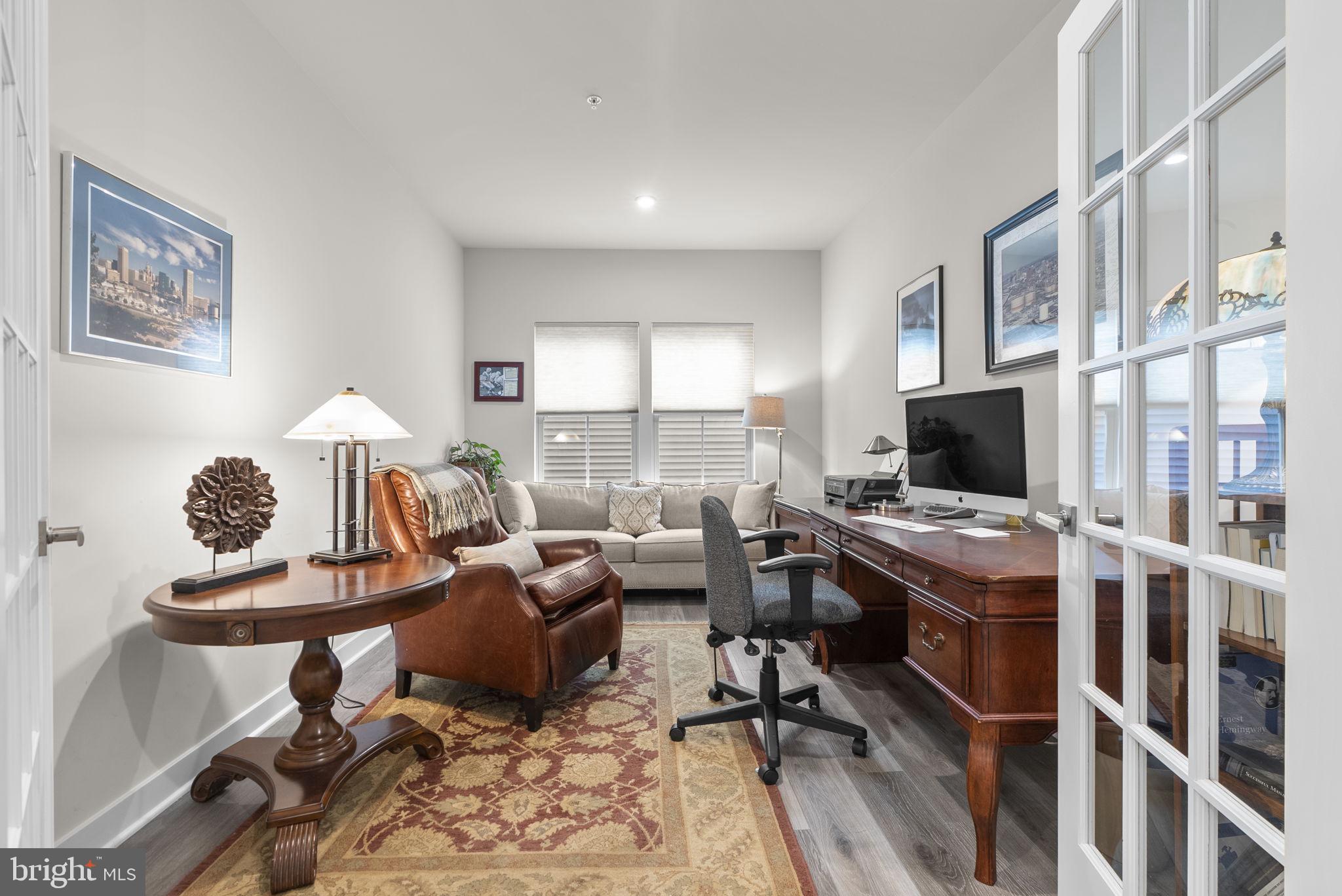 LAKE LINGANORE - Residential
