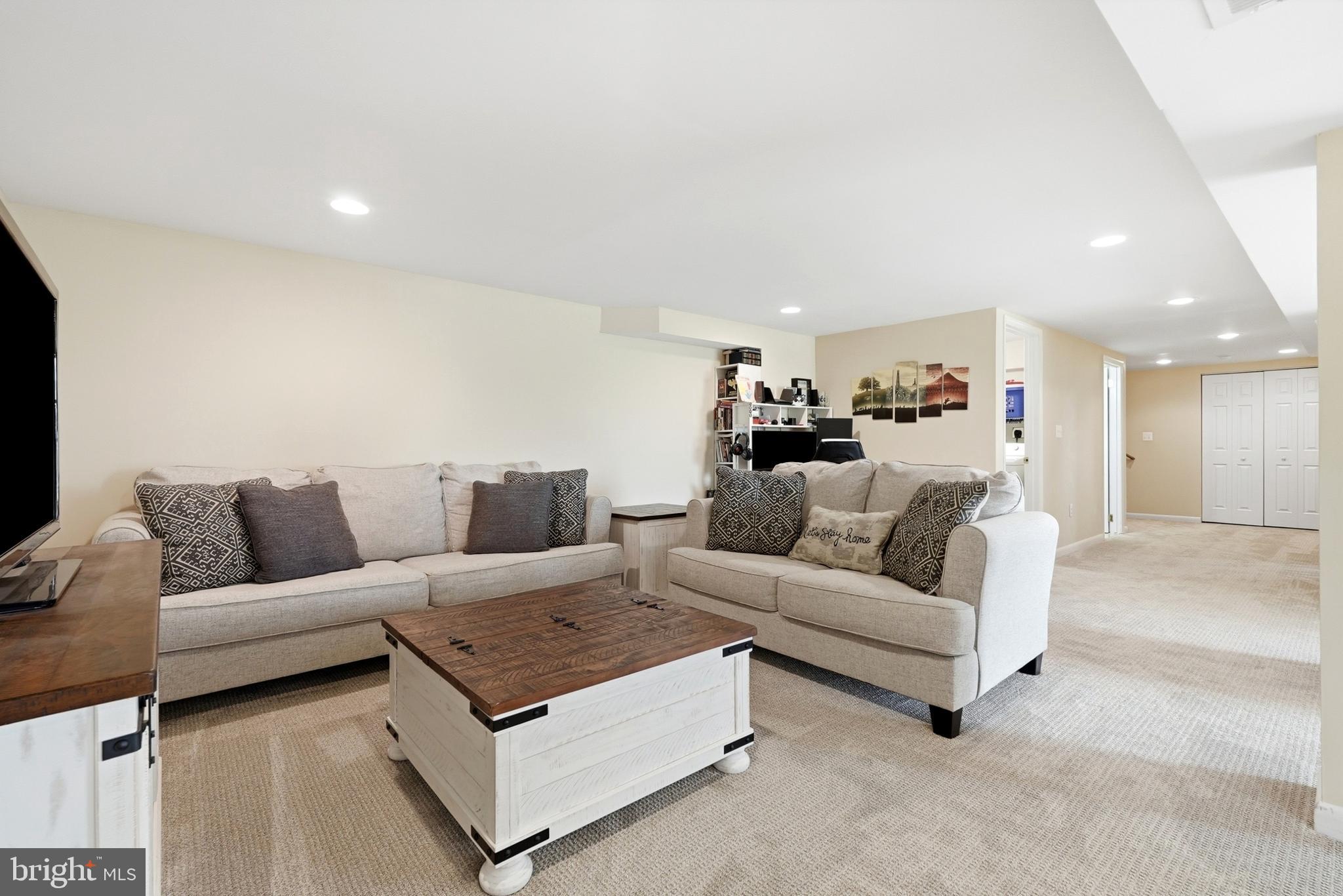 PLEASANT HEIGHTS - Residential