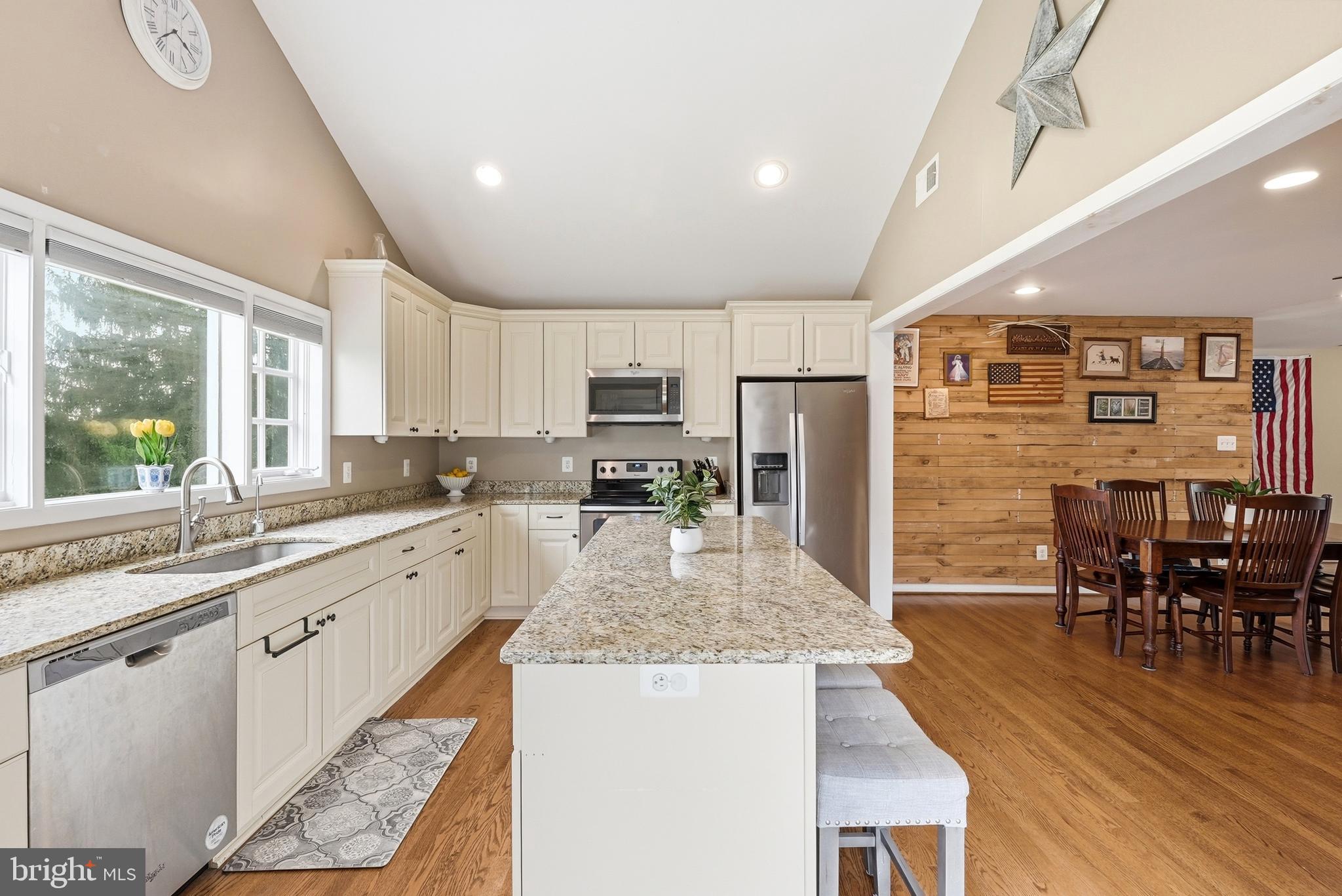 PLEASANT HEIGHTS - Residential