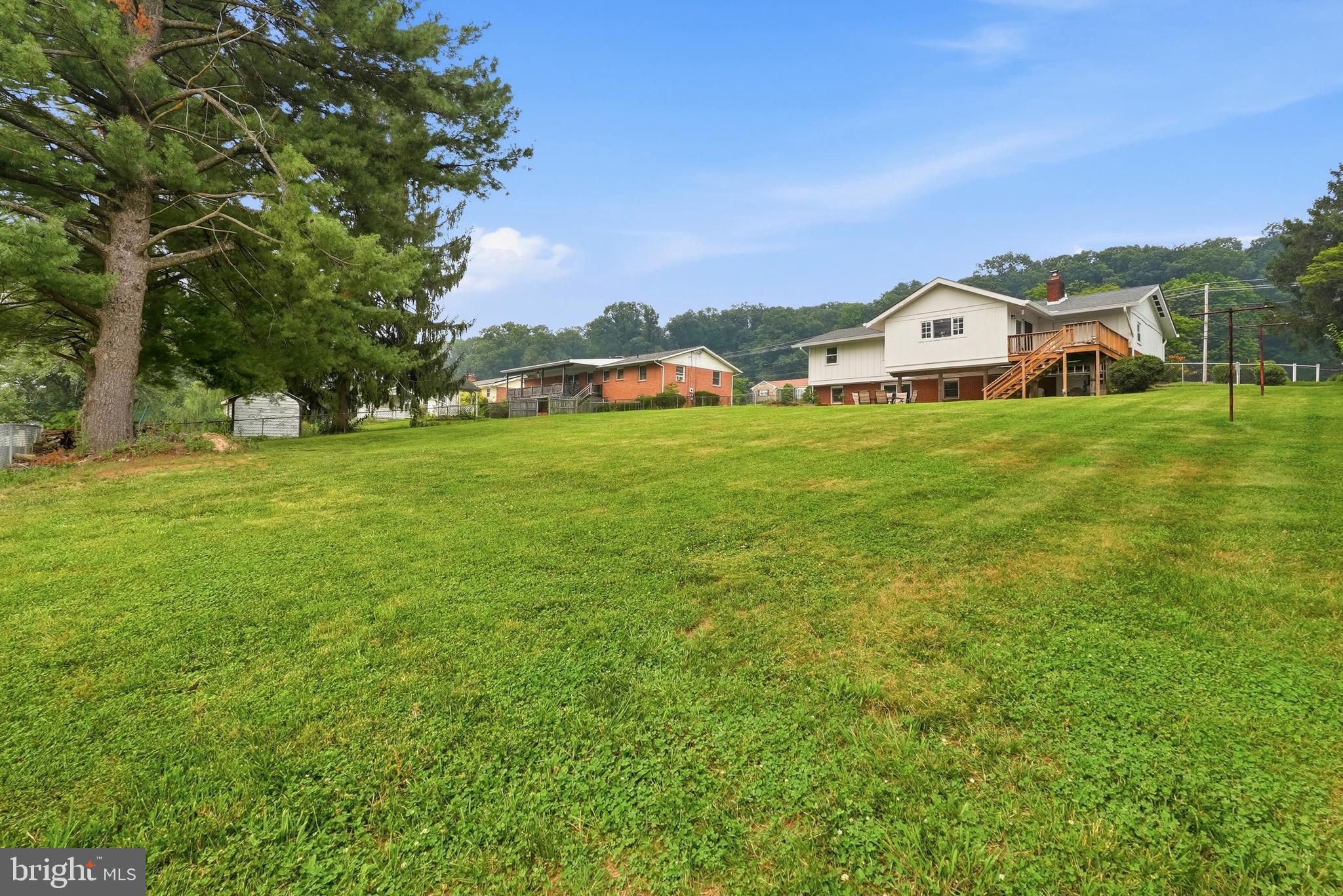 PLEASANT HEIGHTS - Residential