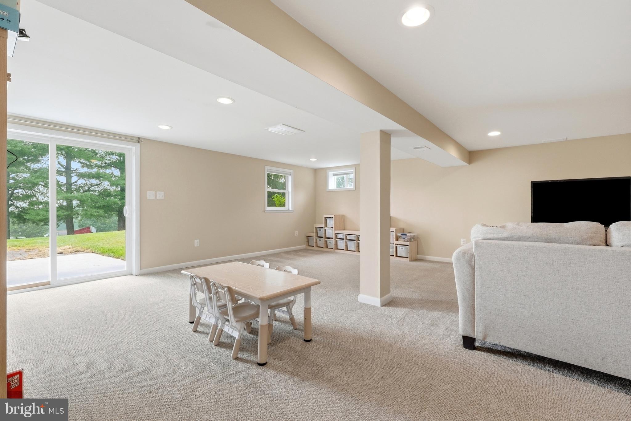 PLEASANT HEIGHTS - Residential