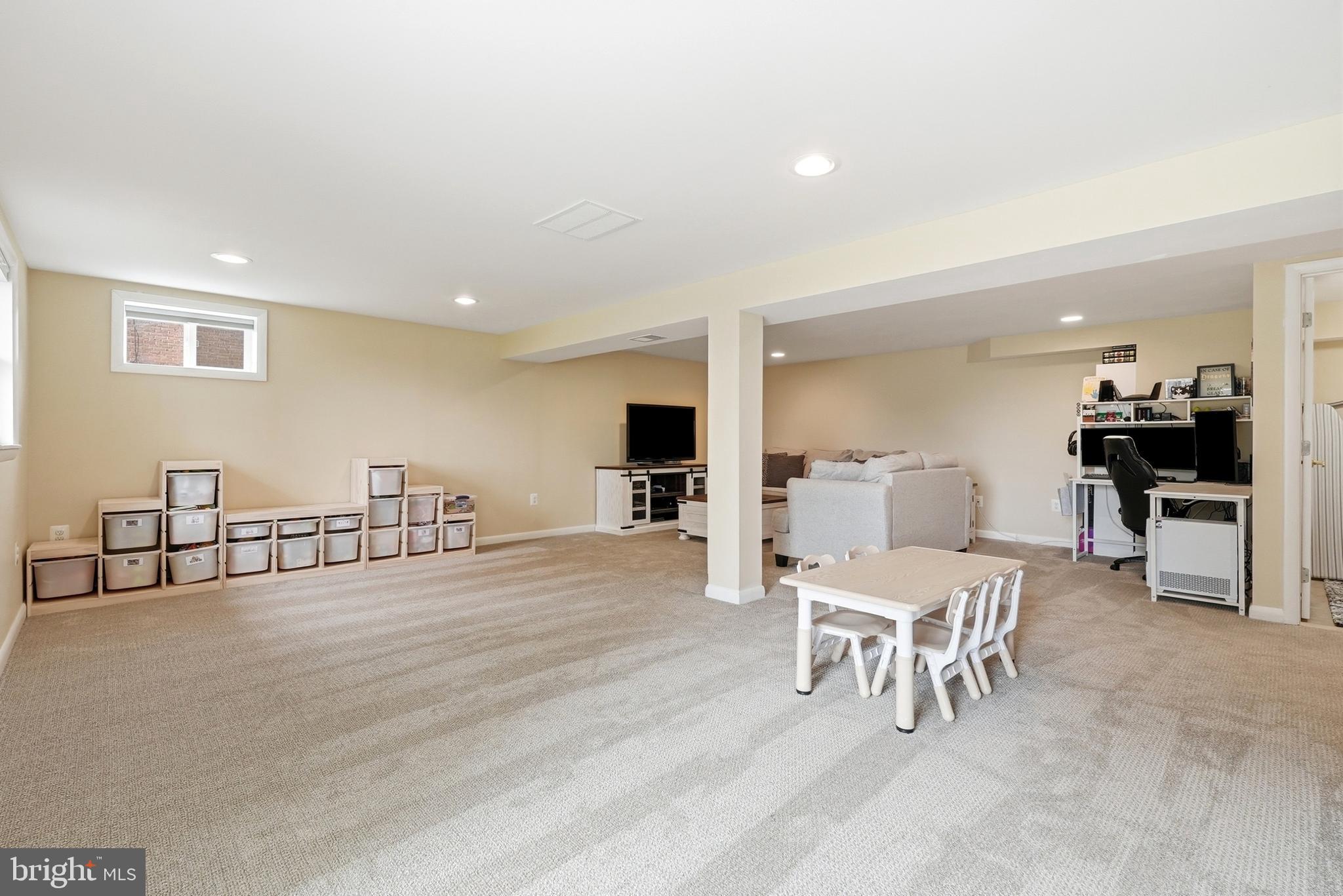 PLEASANT HEIGHTS - Residential