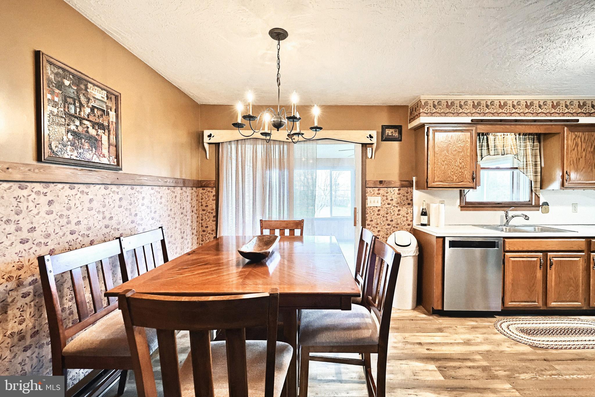 OXFORD ESTATES - Residential