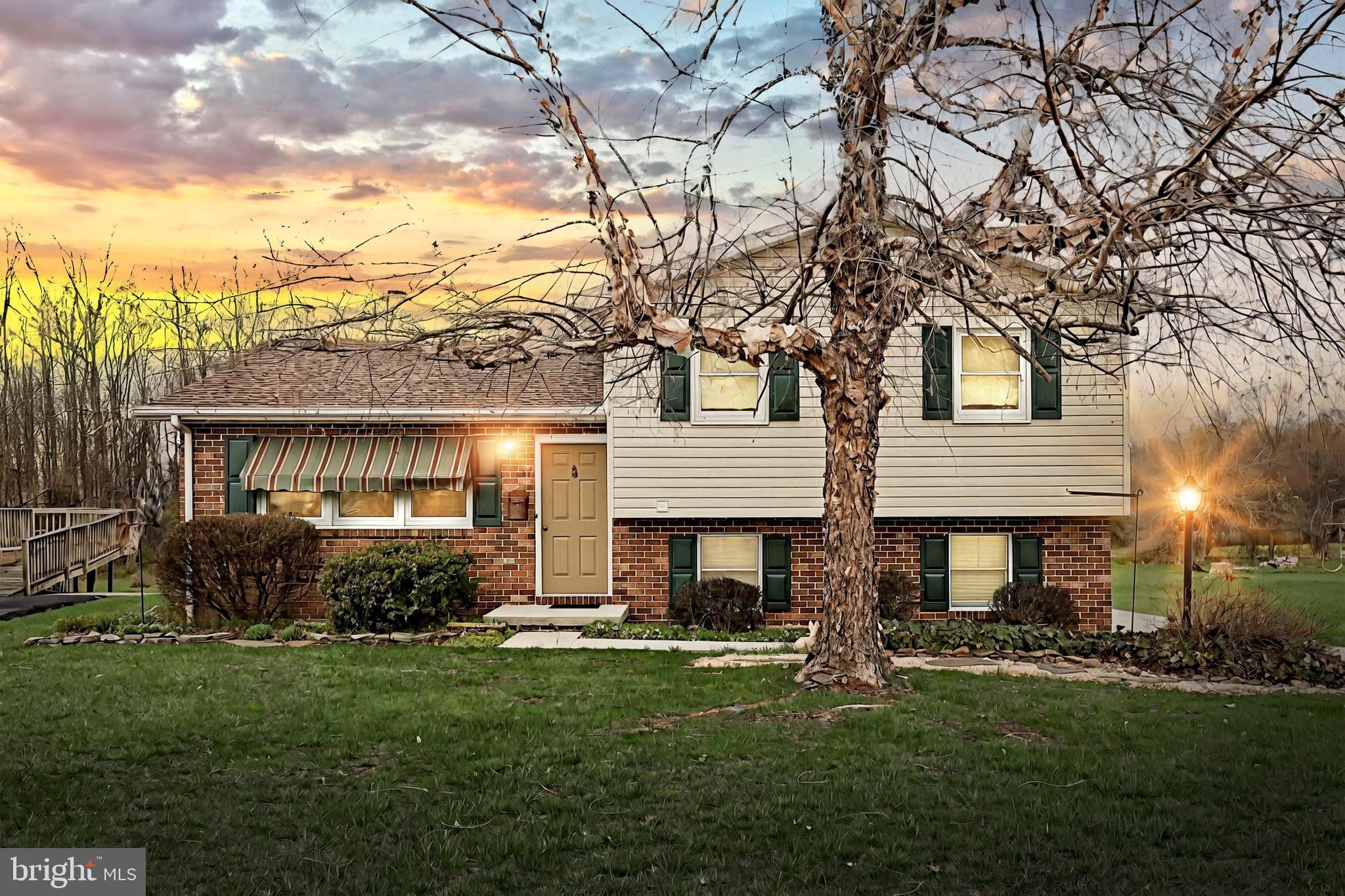 OXFORD ESTATES - Residential