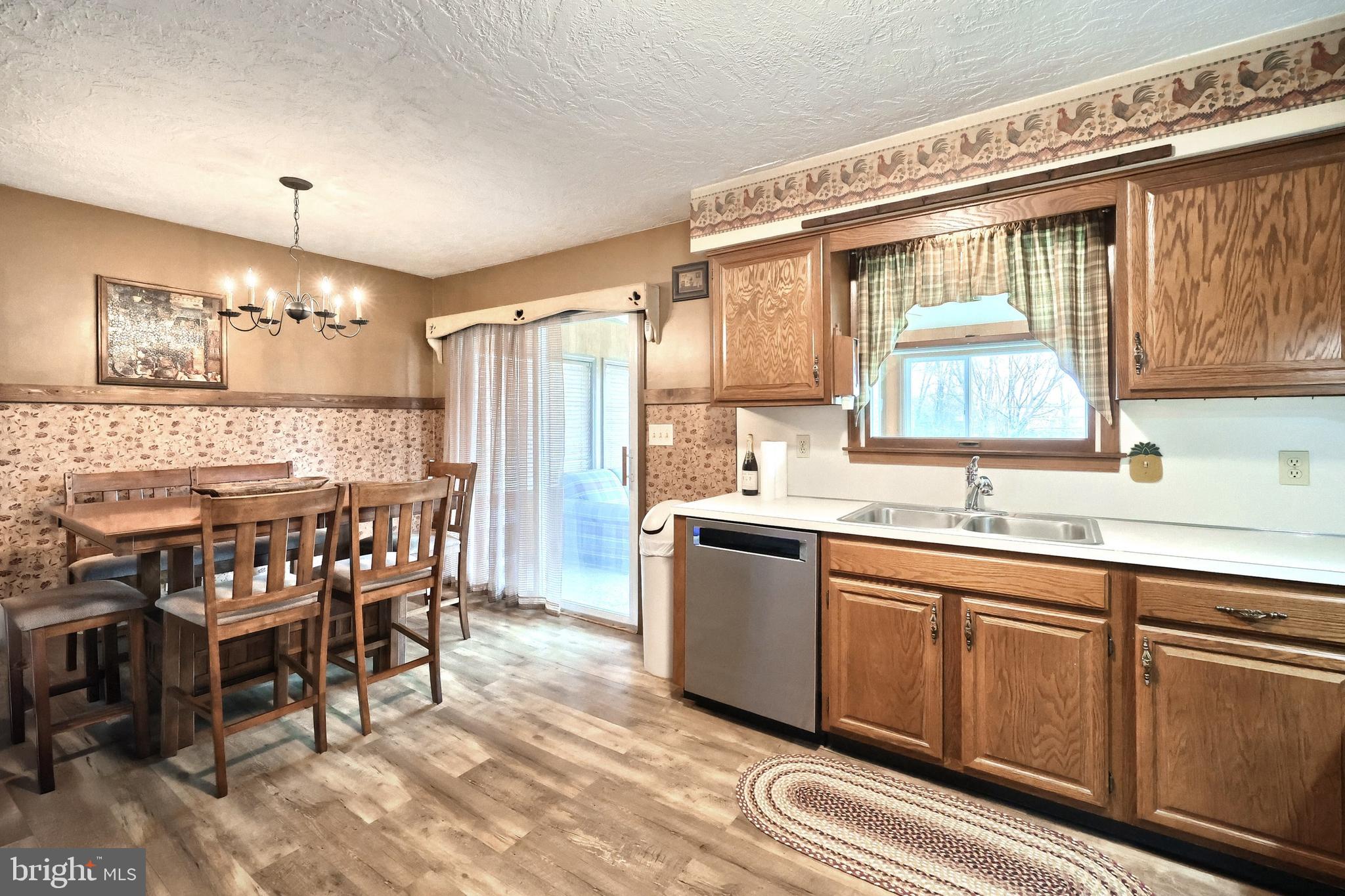 OXFORD ESTATES - Residential