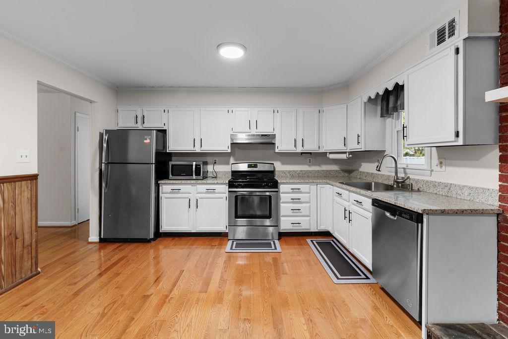 HYNESBORO PARK - Residential