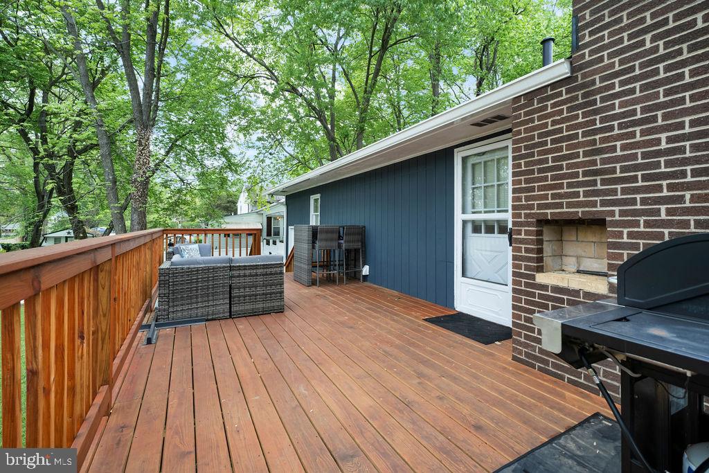 HYNESBORO PARK - Residential