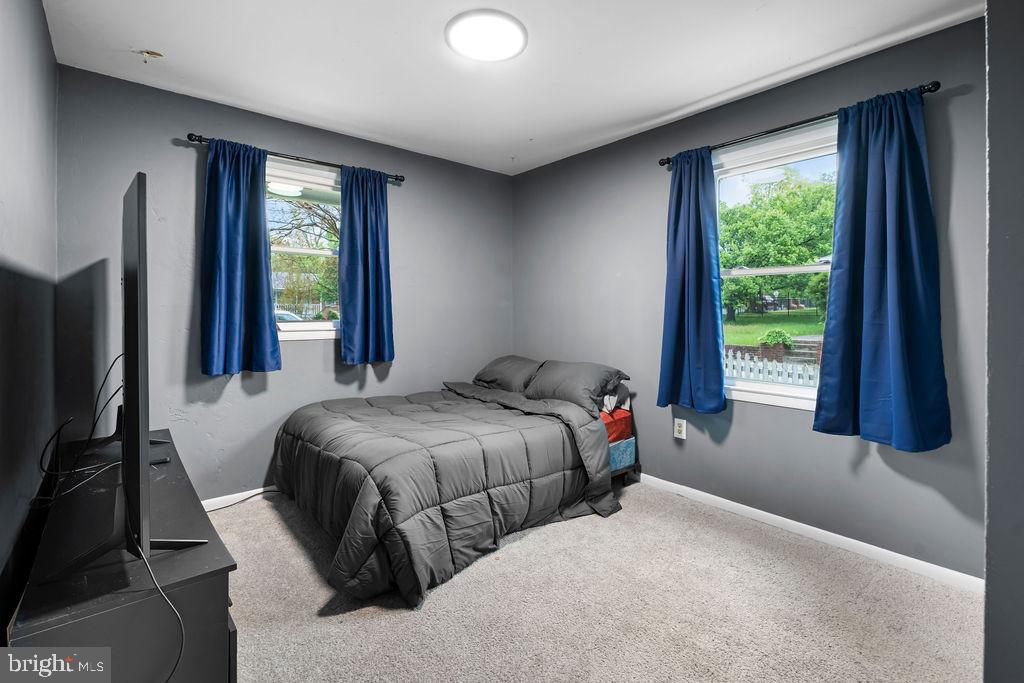HYNESBORO PARK - Residential