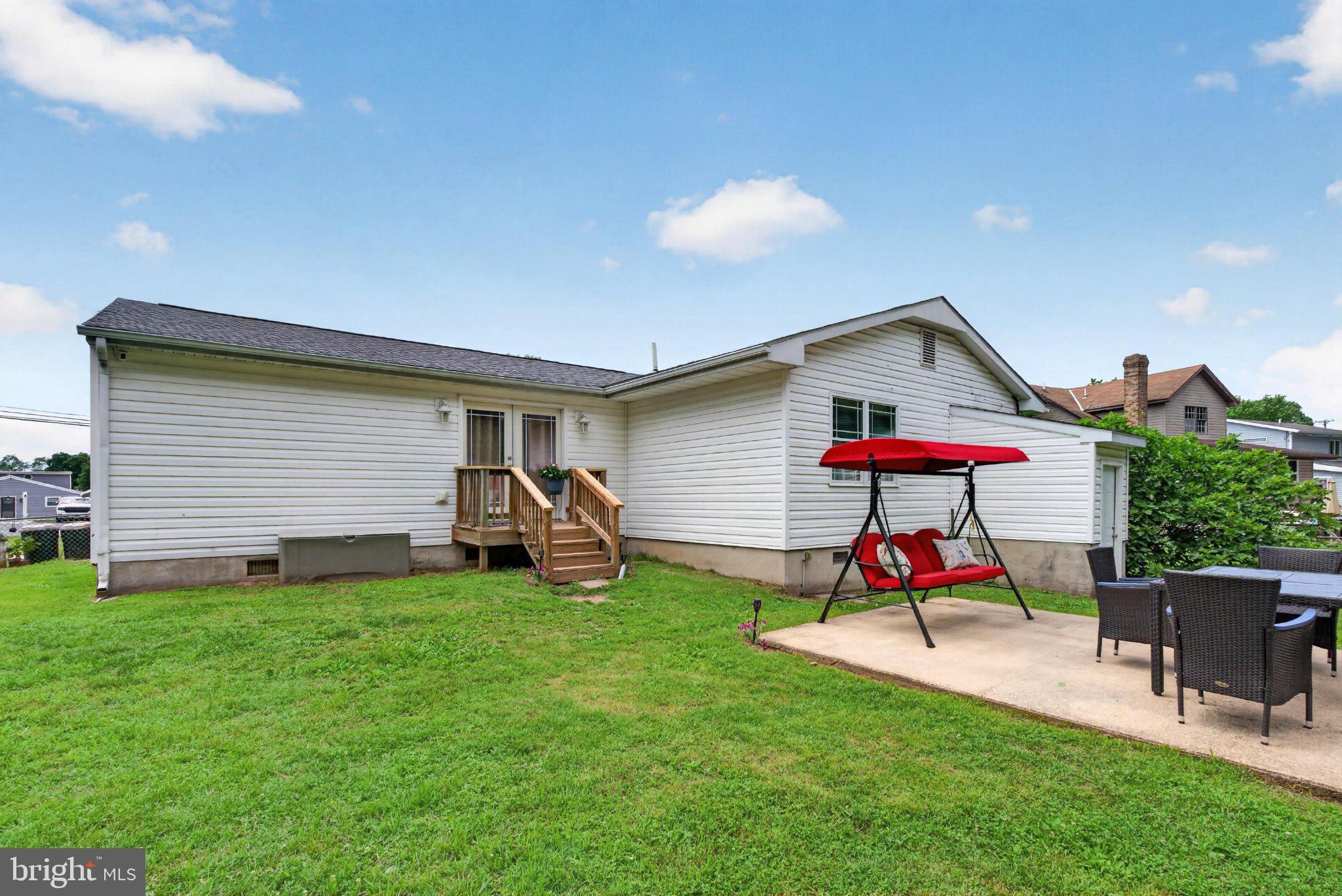 NORTH POINT VILLAGE - Residential