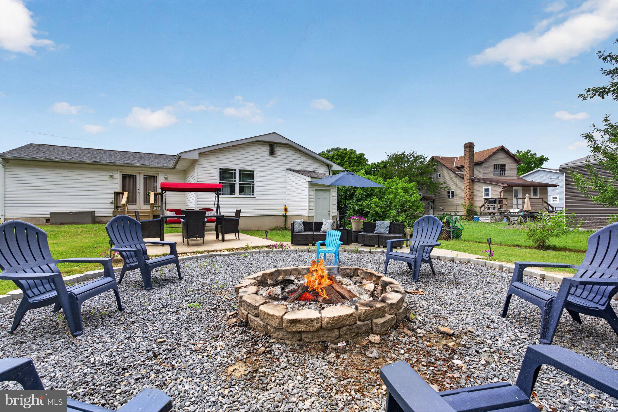 NORTH POINT VILLAGE - Residential